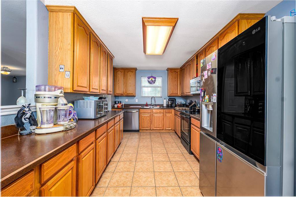 789 Keel Line Drive, Crowley, TX 76036