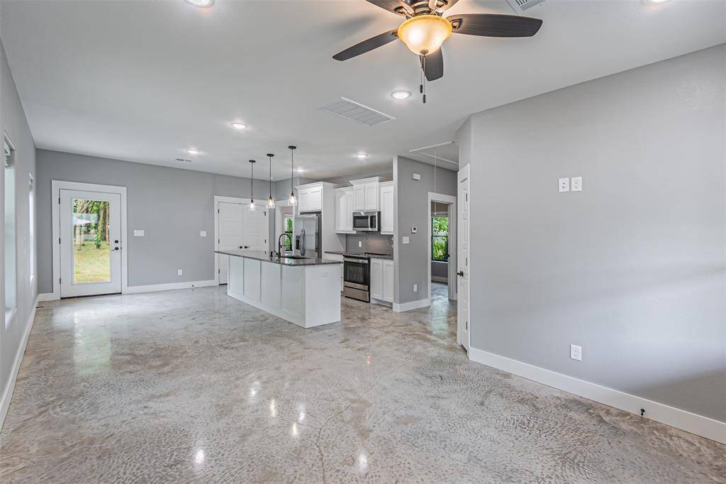 714 E Crawford Street, Denison, TX 75021