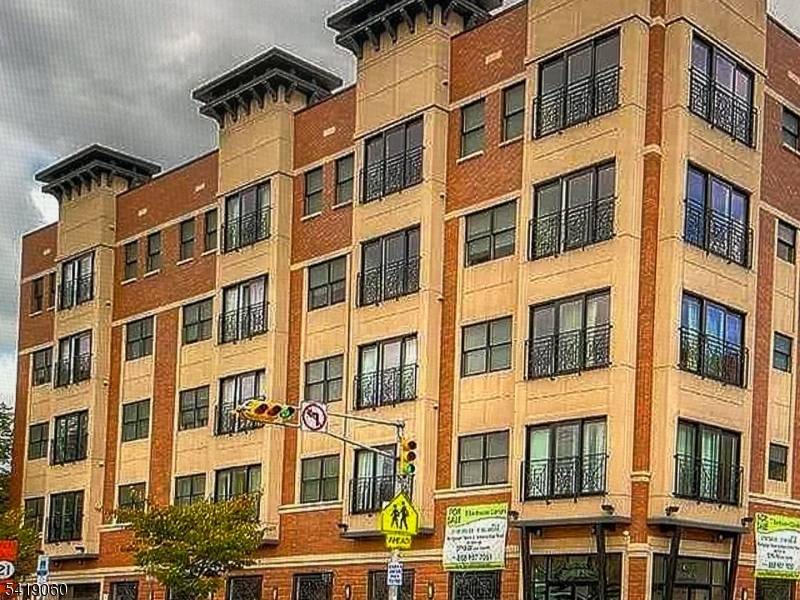 105 107 Broad Street, Newark City, NJ 07104
