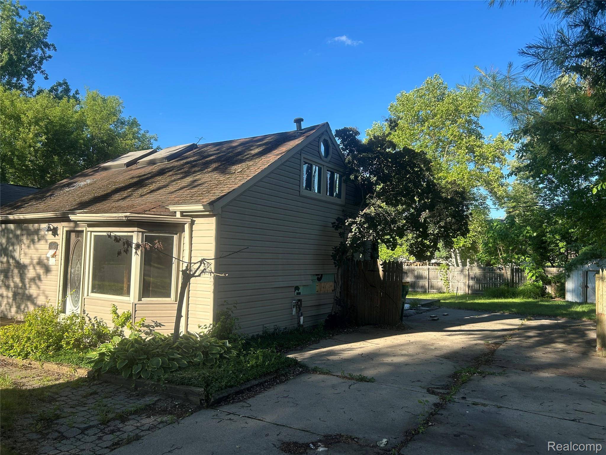 21640 Jacksonville ST, Farmington Hills, MI 48336
