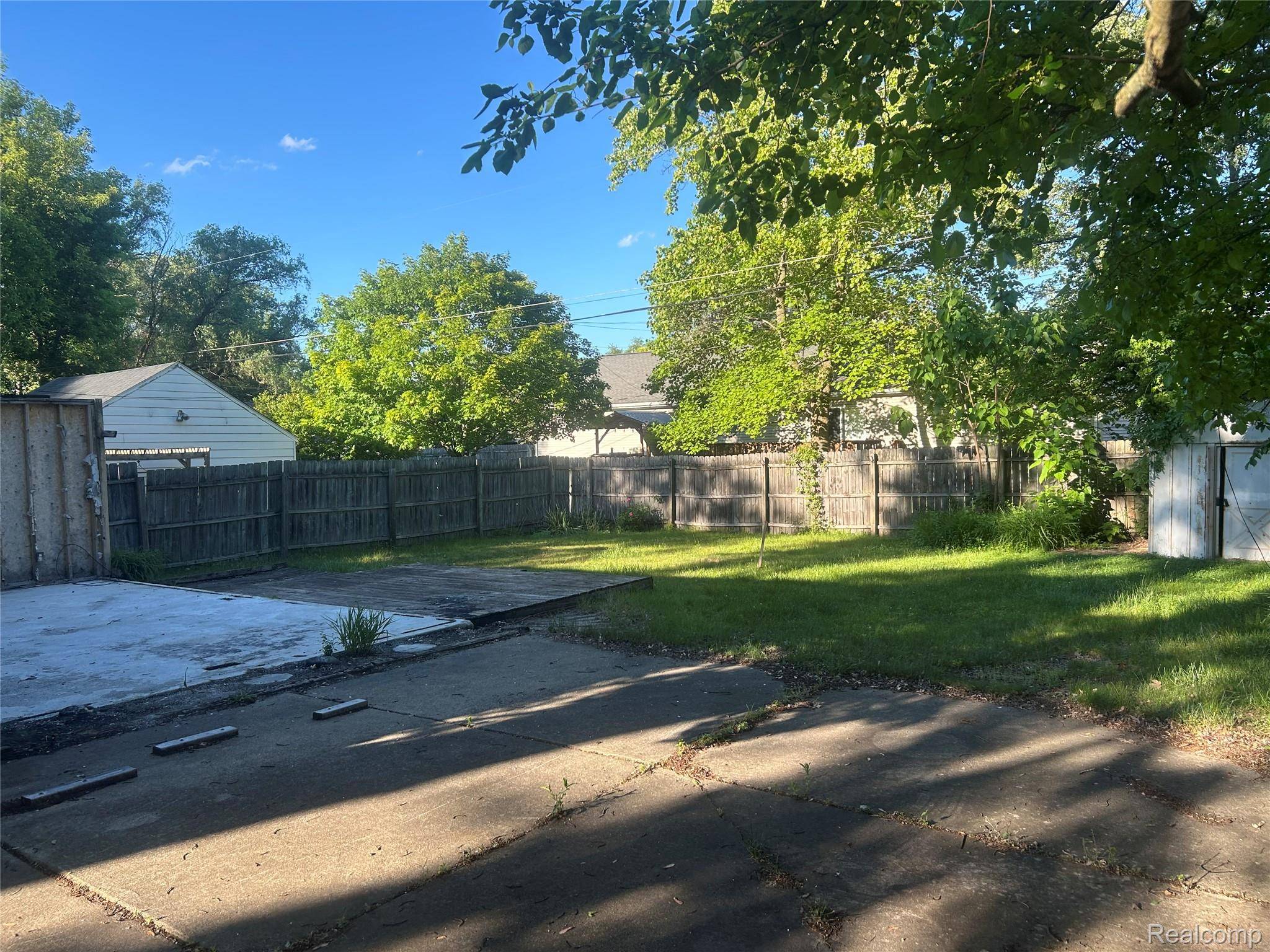 21640 Jacksonville ST, Farmington Hills, MI 48336