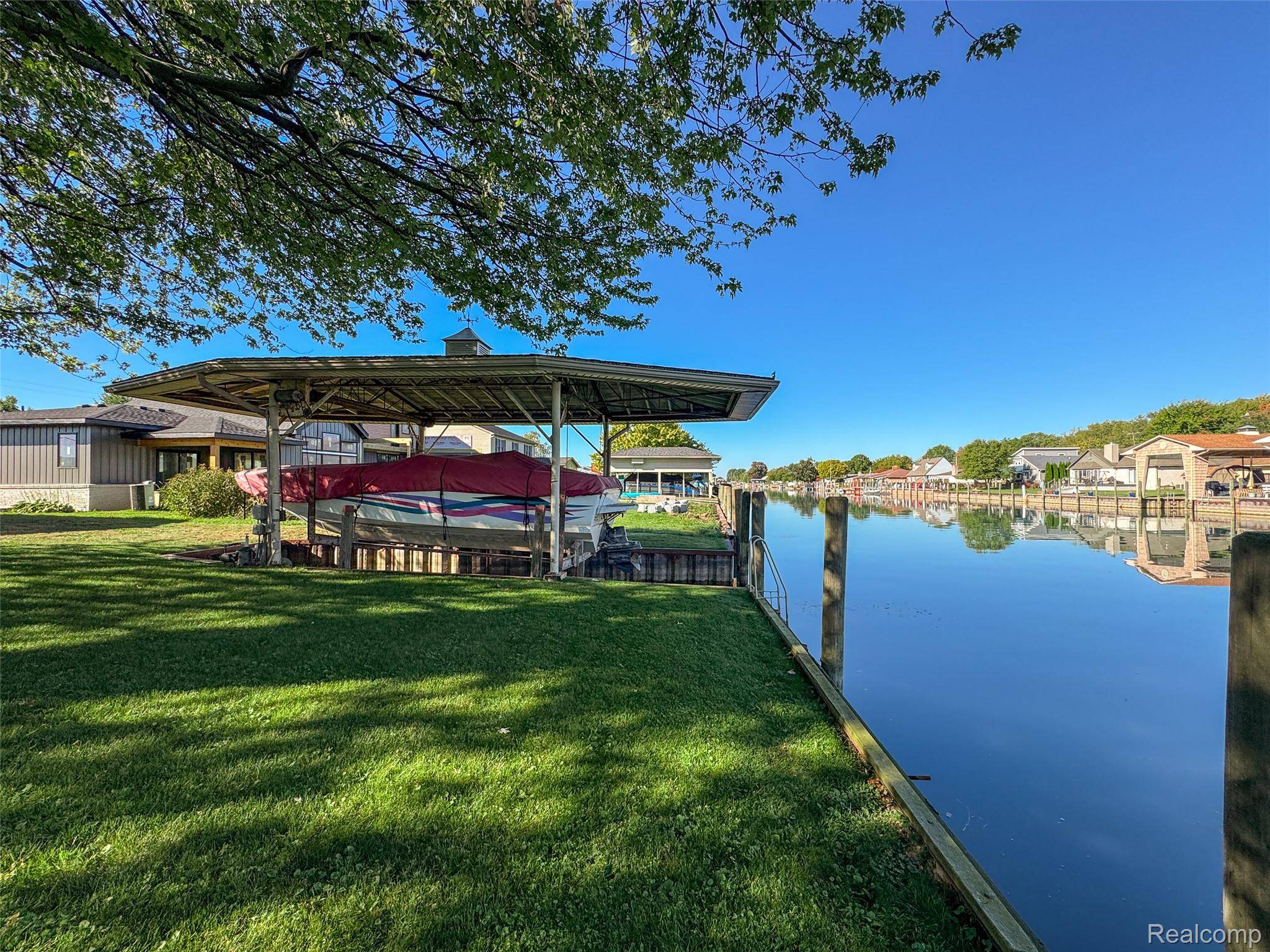 7214 Cardinal ST, Clay Township, MI 48001