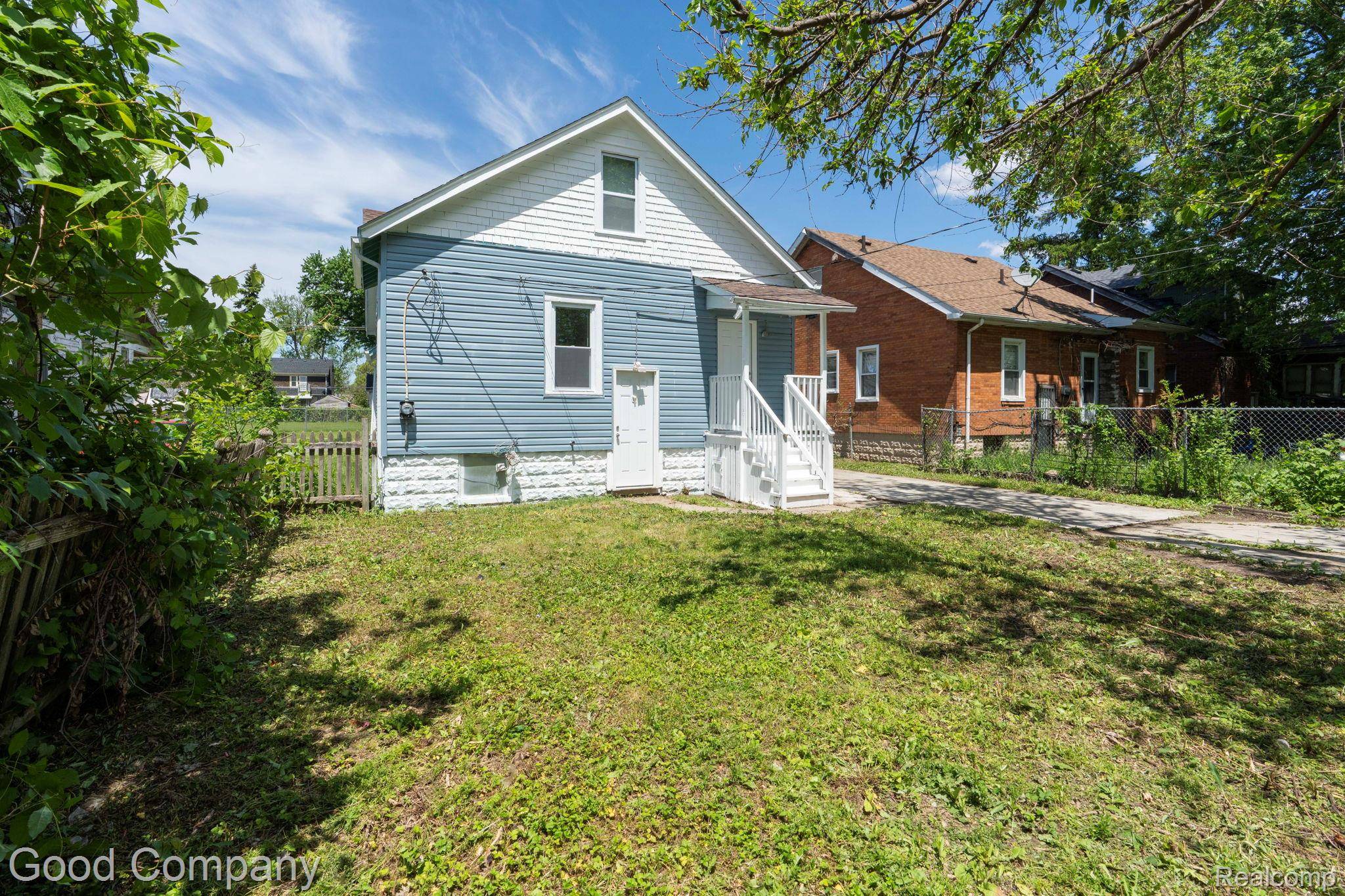 10139 Maplelawn ST, Detroit, MI 48204