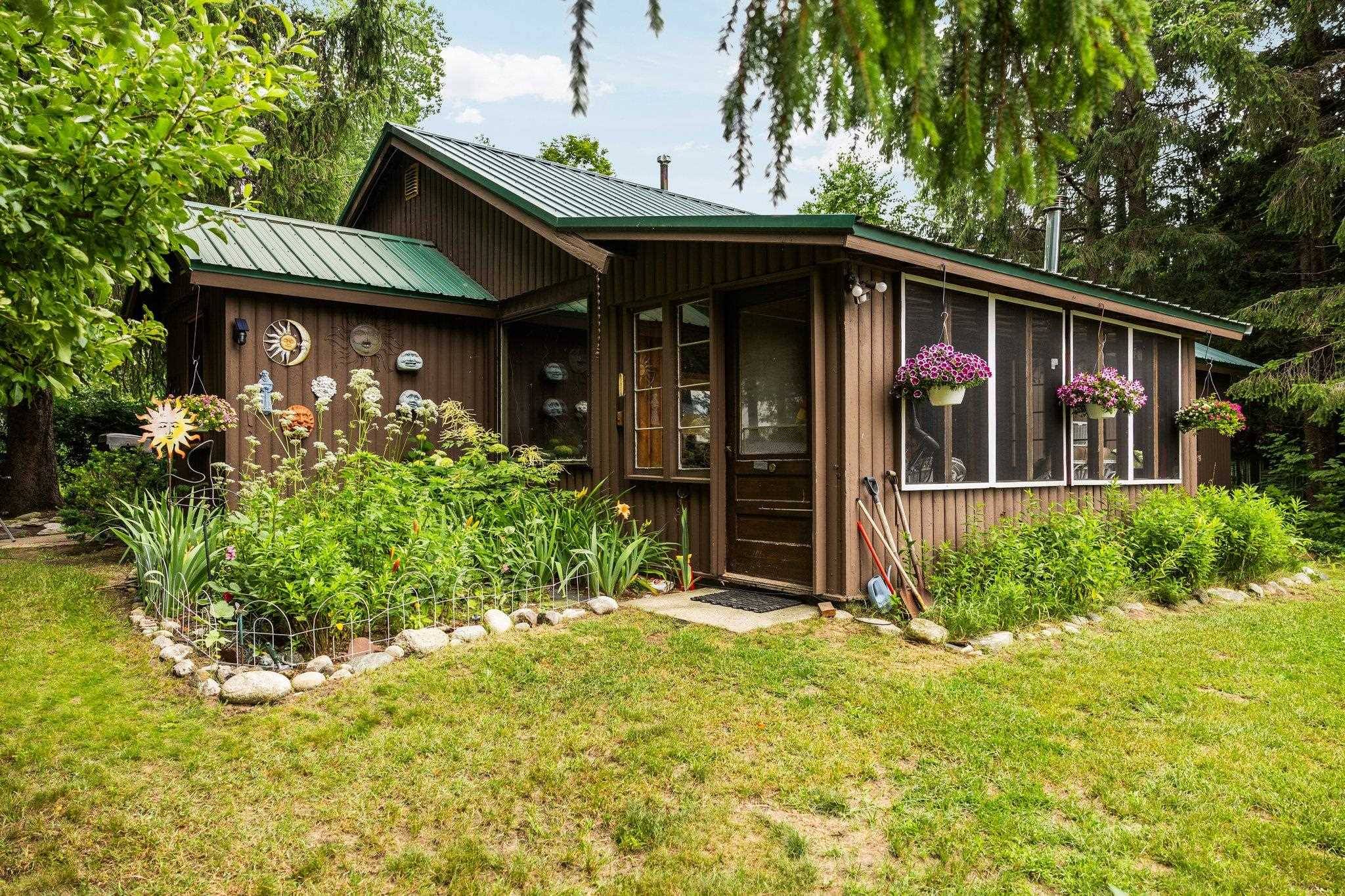 8370 Lake Of The Woods RD, Custer Twp, MI 49615