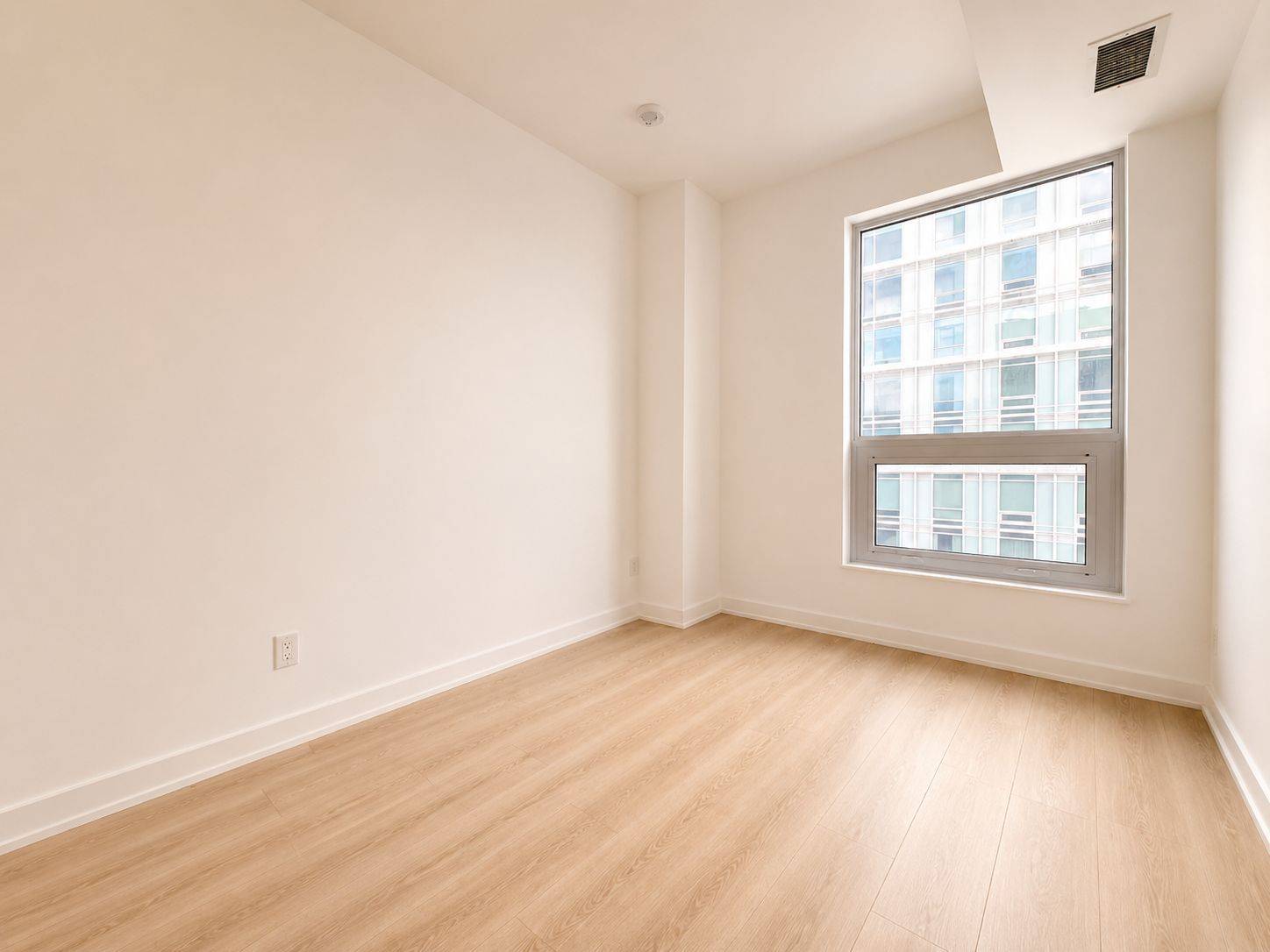 100 Queen ST E #3607, Toronto C08, ON M5C 0B5
