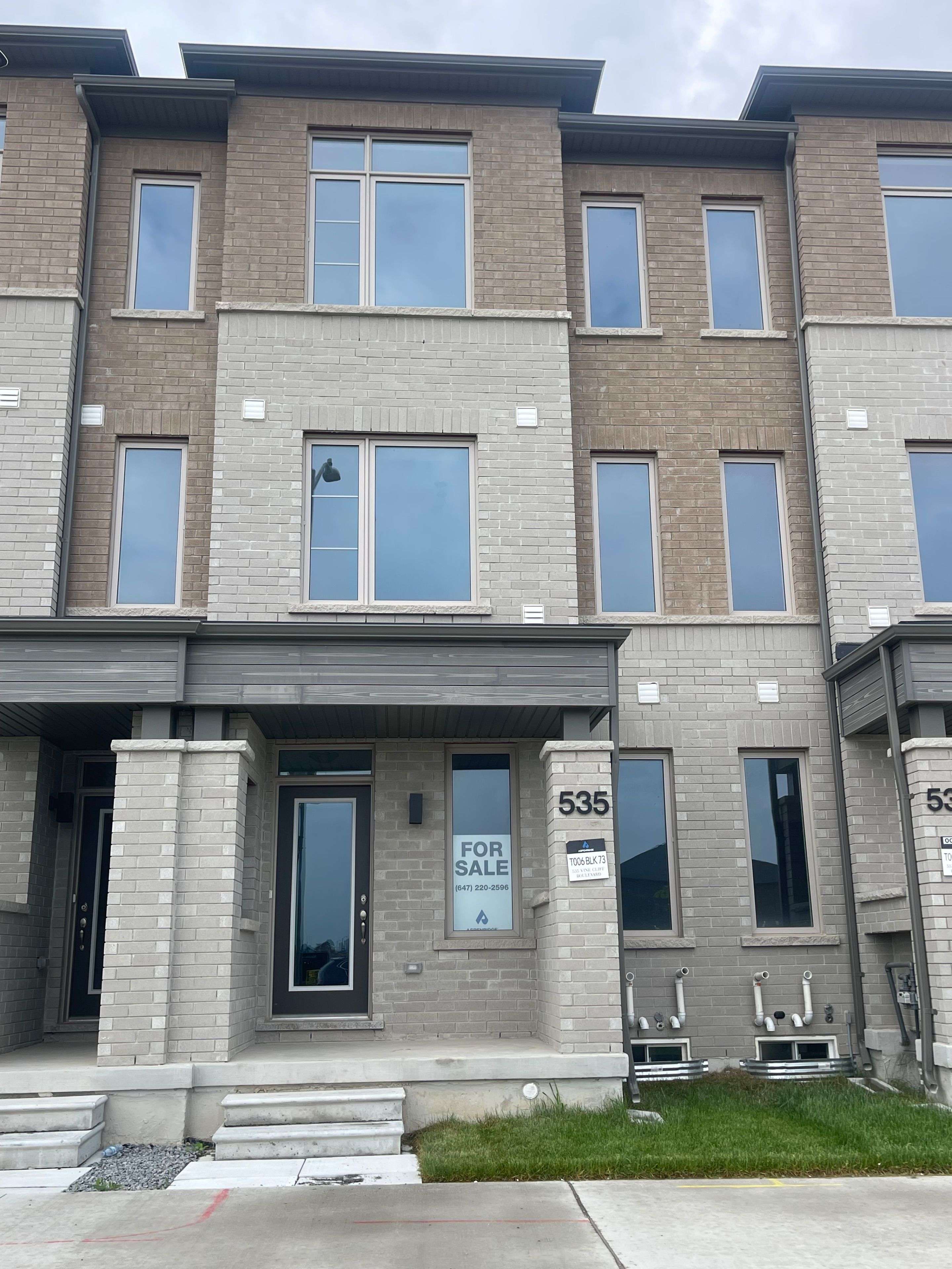 535 Vine Cliff BLVD, Markham, ON L6C 3N3