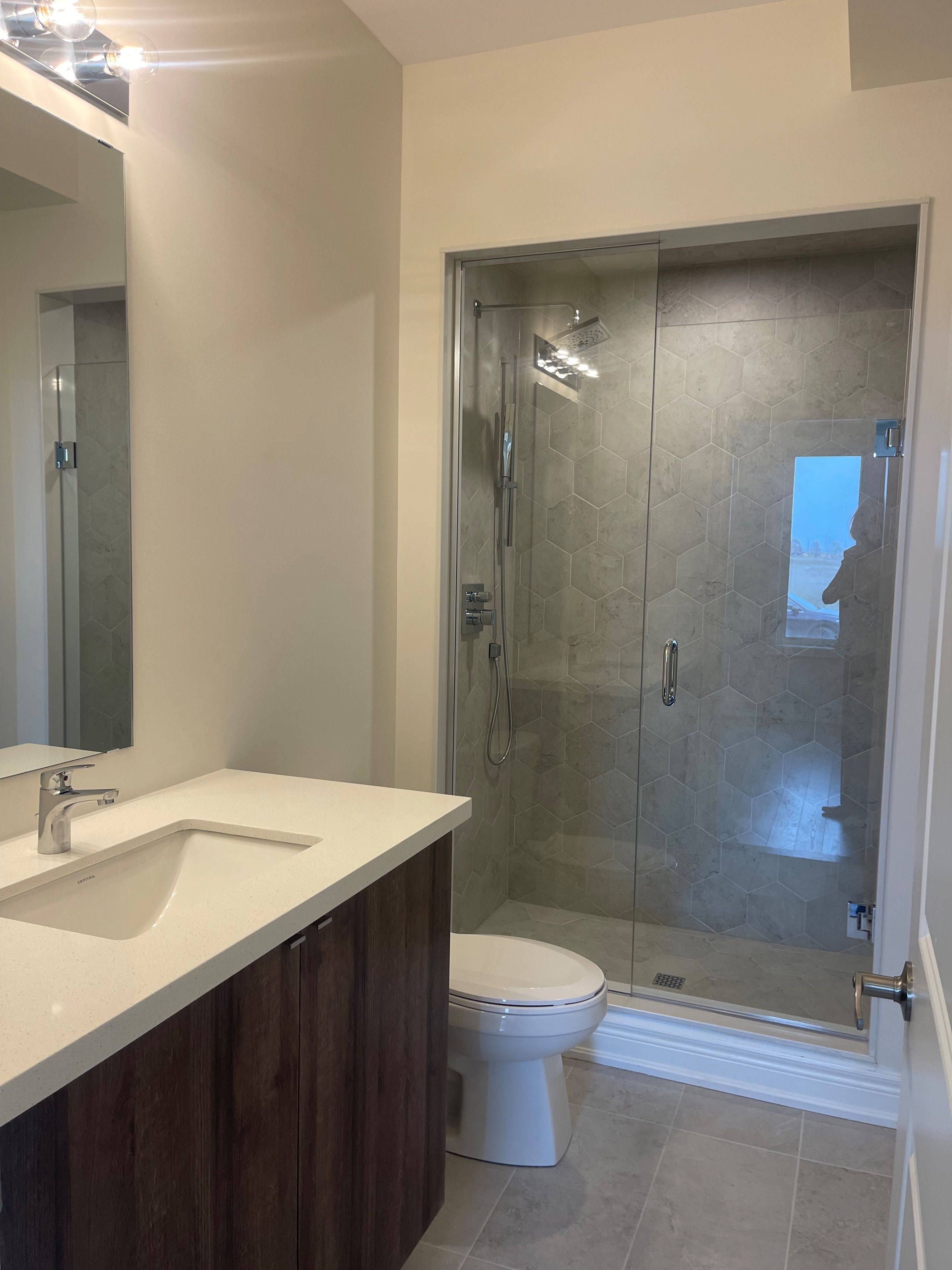 535 Vine Cliff BLVD, Markham, ON L6C 3N3