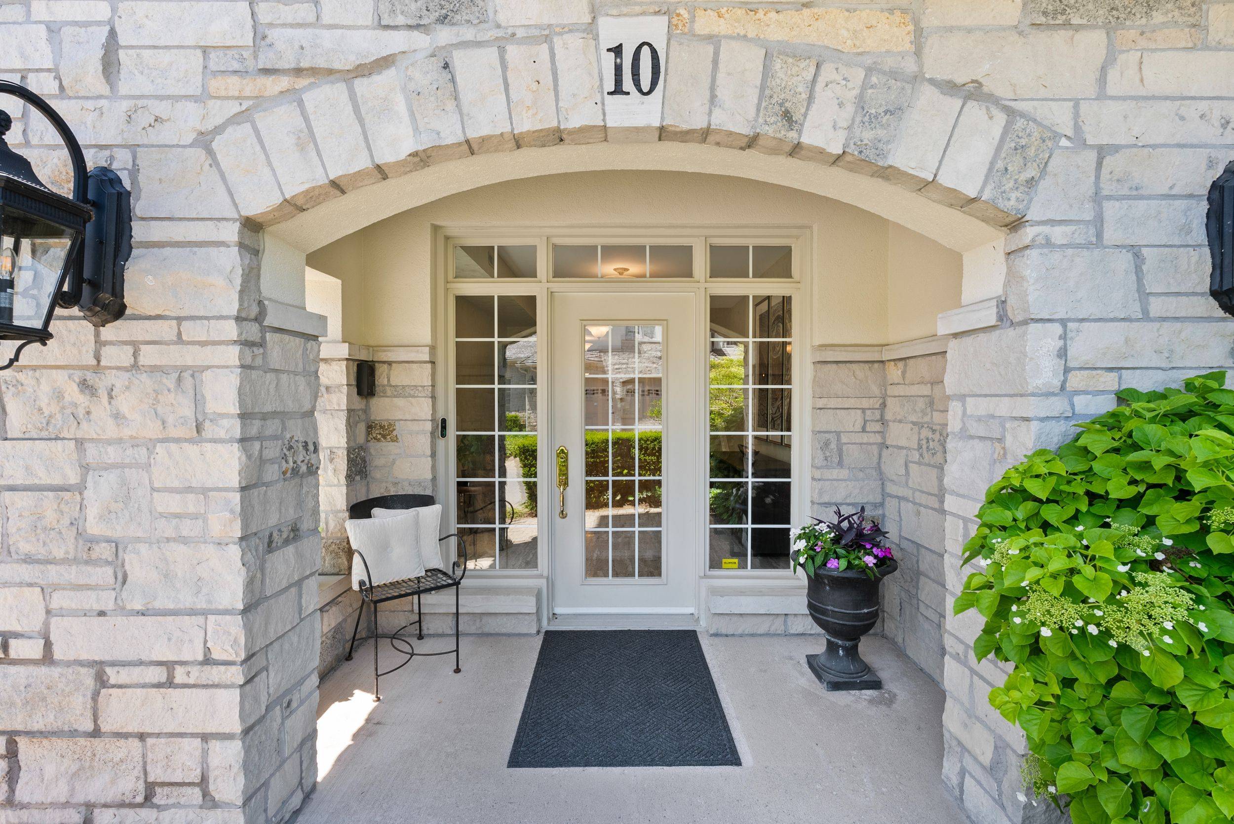 222 Ricardo ST #10, Niagara-on-the-lake, ON L0S 1J0