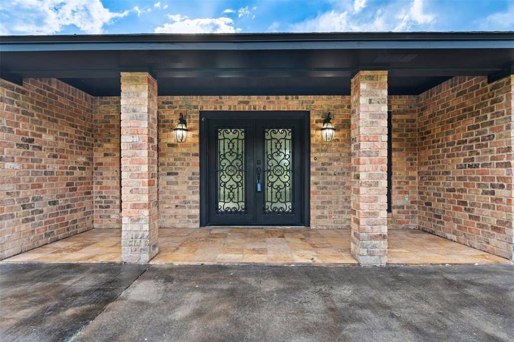 216 N Stovall Drive, Robinson, TX 76706