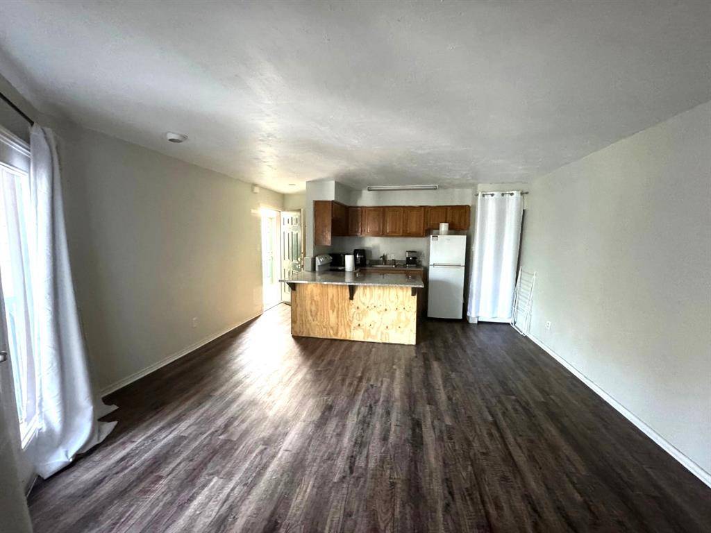 2311 Balsam Drive #H303, Arlington, TX 76006