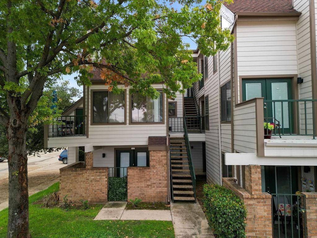 2300 Bamboo Drive #N211, Arlington, TX 76006
