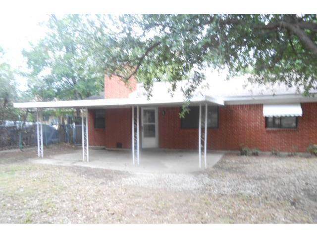 1608 Mims Street, Fort Worth, TX 76112