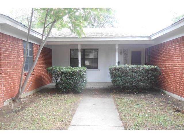1608 Mims Street, Fort Worth, TX 76112