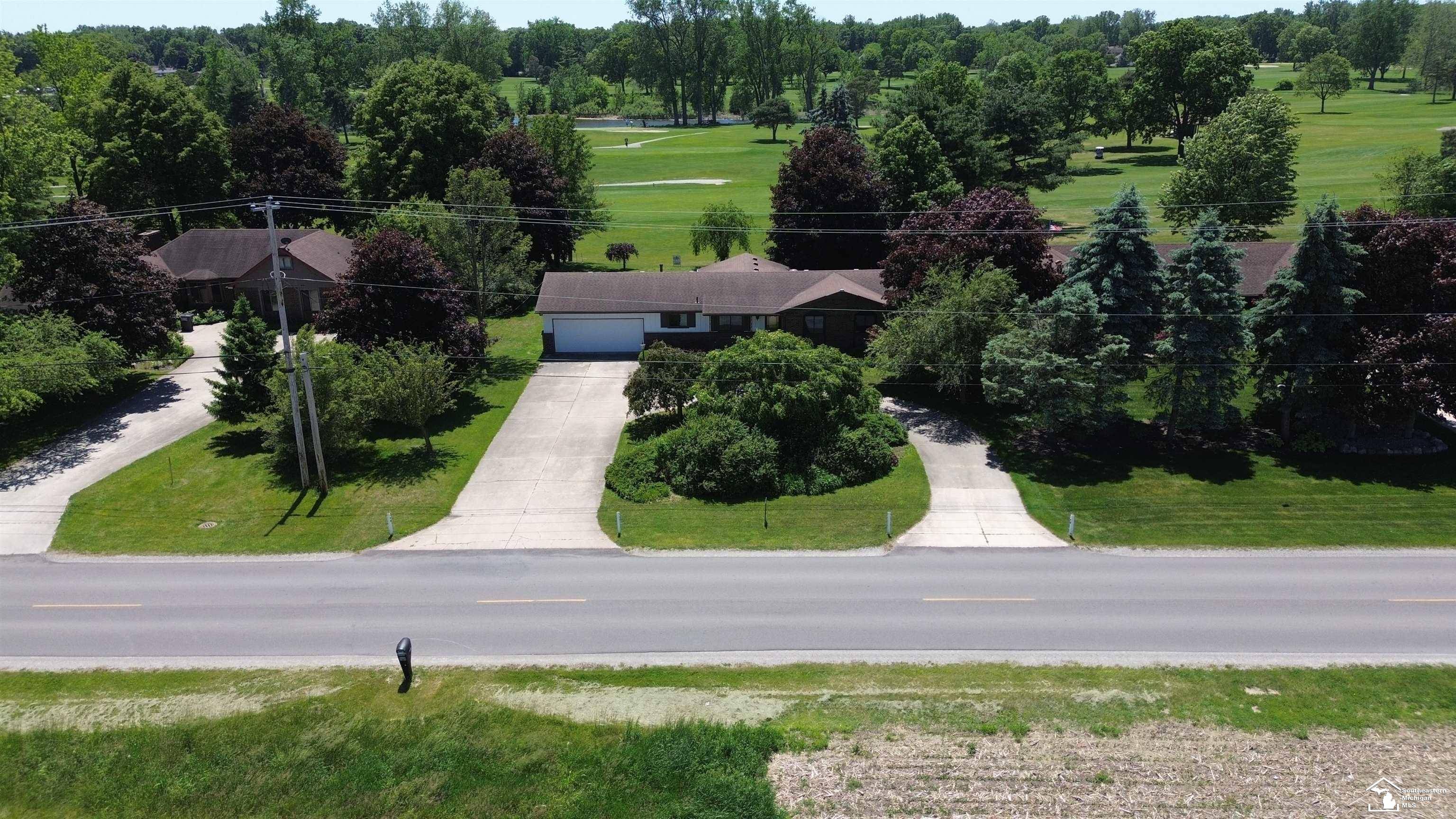 1303 W Erie ST, Bedford Twp, MI 48182