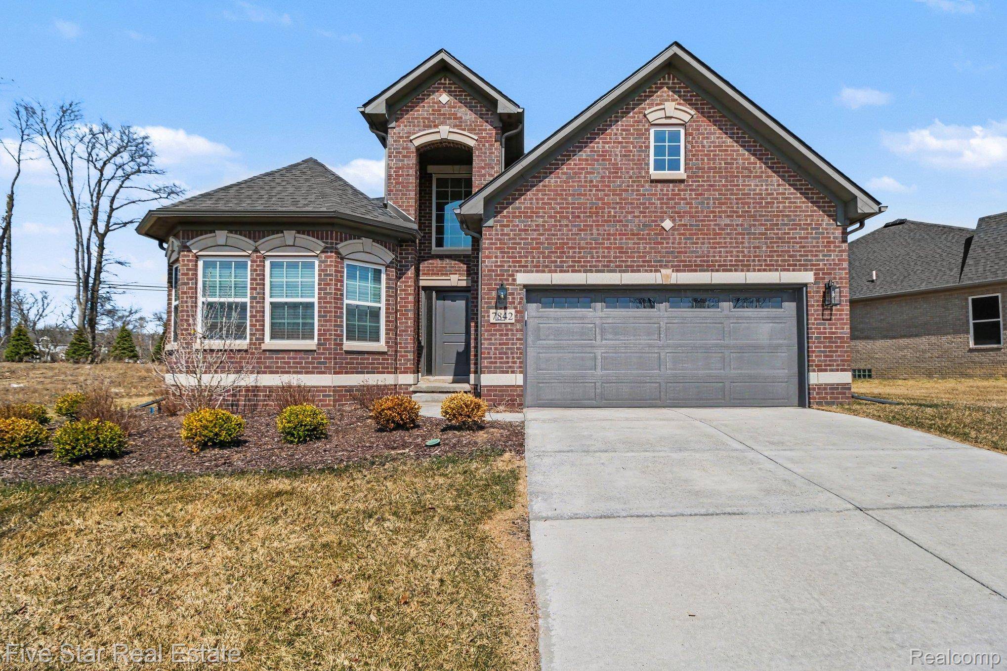 7842 Trailside CT, West Bloomfield Charter Township, MI 48323
