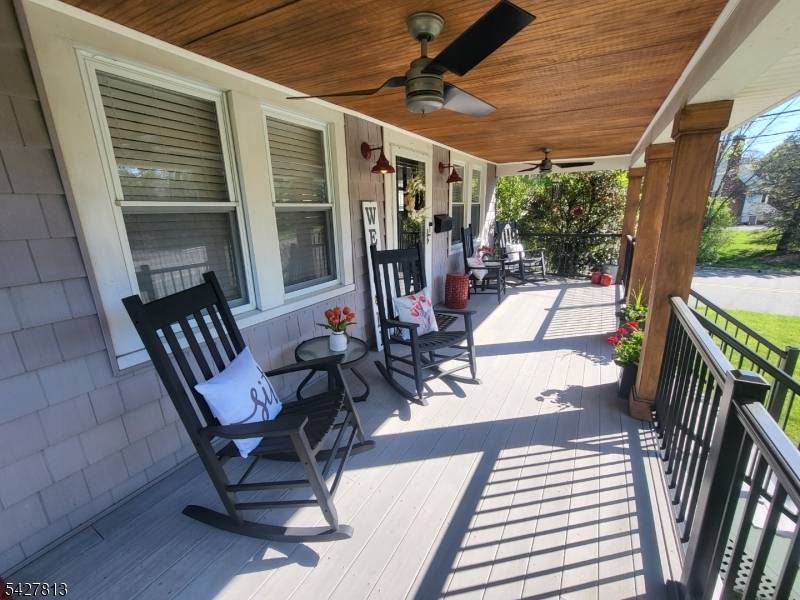 266 Eagle Rock Ave, Roseland Boro, NJ 07068