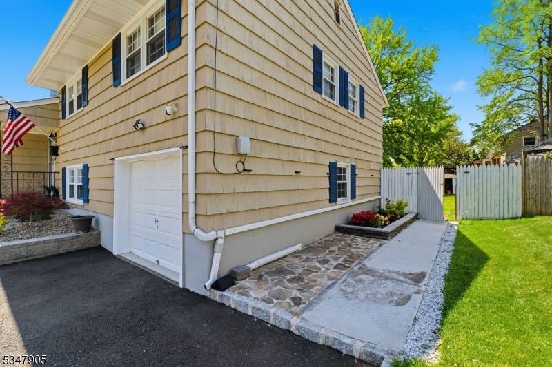 205 New Dover Rd, Woodbridge Twp., NJ 07067