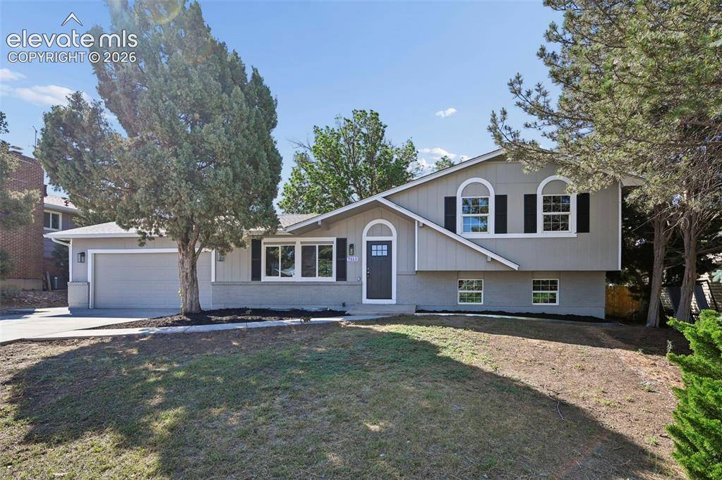 7313 Colonial DR, Fountain, CO 80817