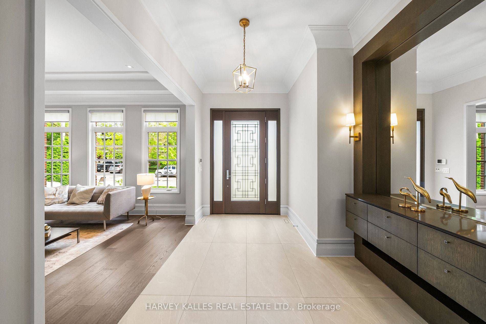 163 Cortleigh BLVD, Toronto C04, ON M5N 1P6