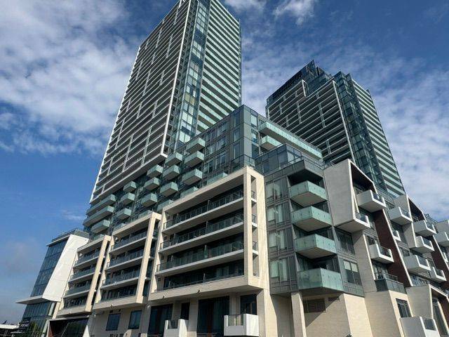 8 Olympic Garden DR #S621, Toronto C14, ON M2M 0B9