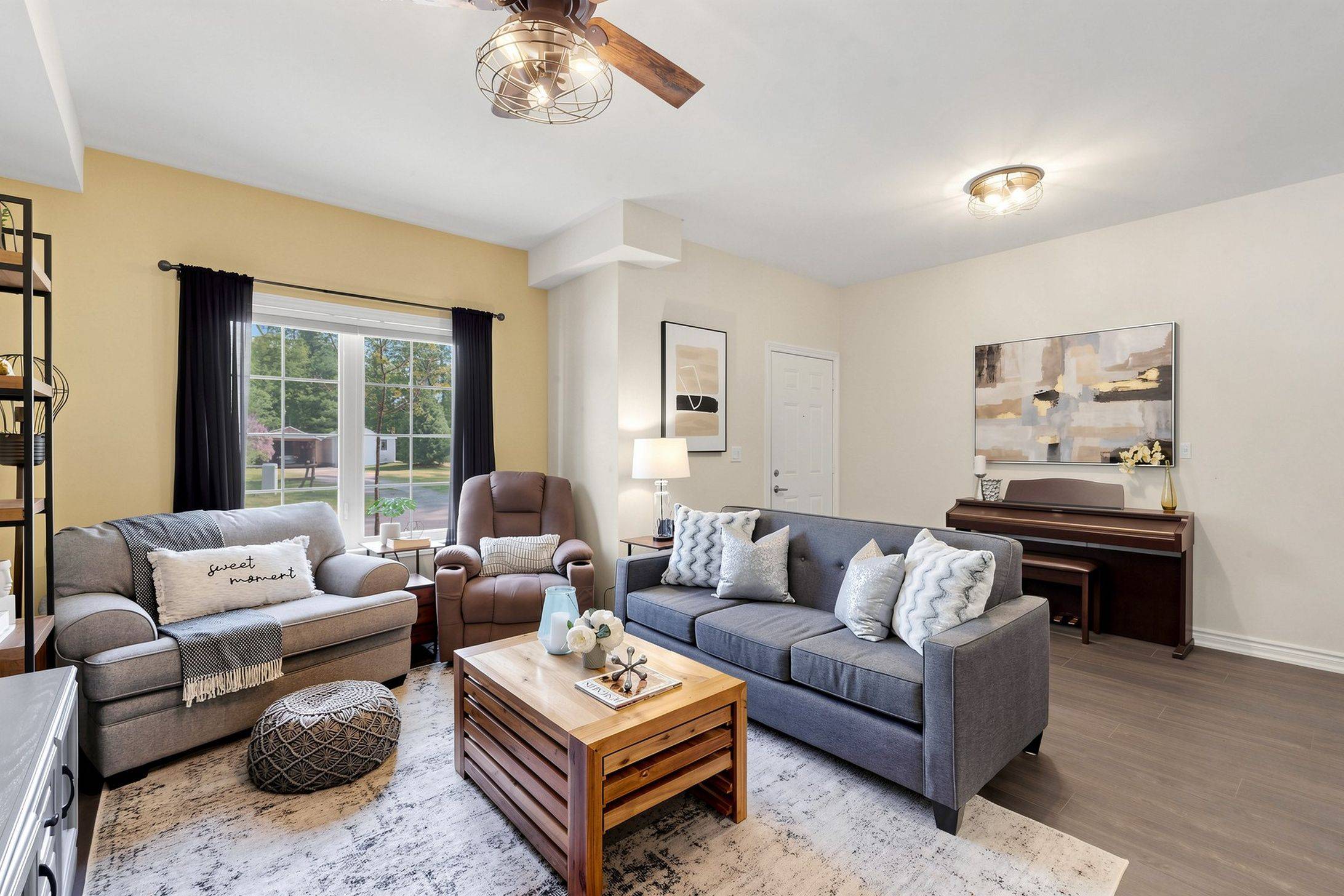 110 Grew BLVD #TH07, Georgina, ON L0E 1L0
