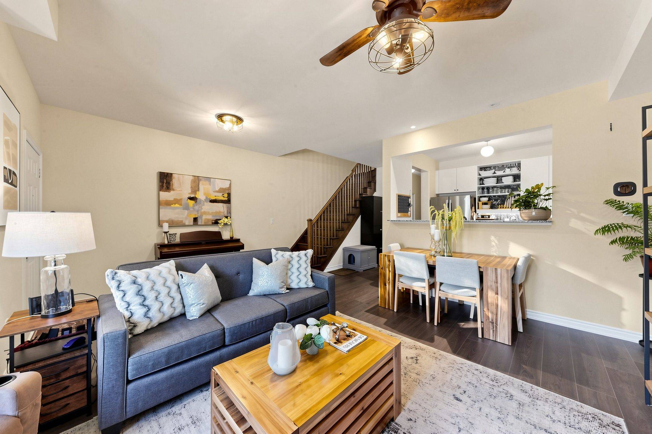 110 Grew BLVD #TH07, Georgina, ON L0E 1L0