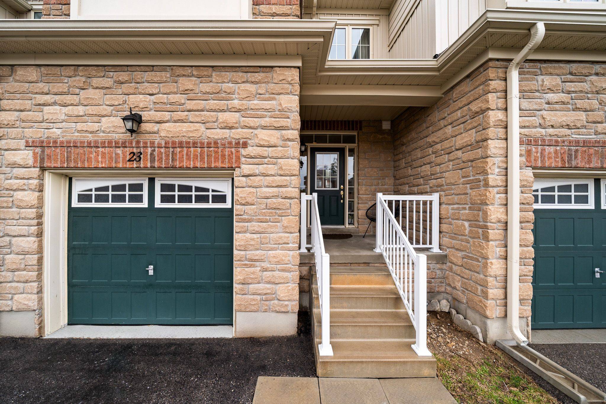 23 Greenwood DR, Essa, ON L3W 0N5