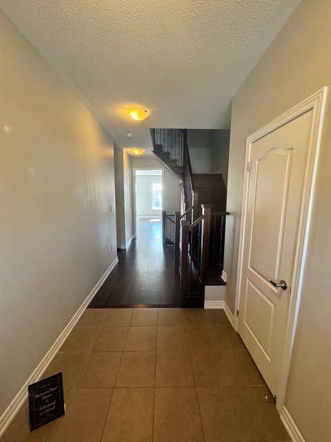 119 Rothwell ST, Aurora, ON L4G 0V8