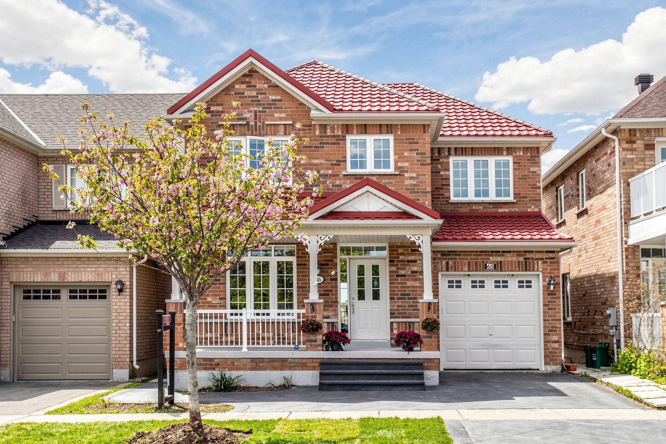 65 Maple Ridge CRES, Markham, ON L6E 1V2