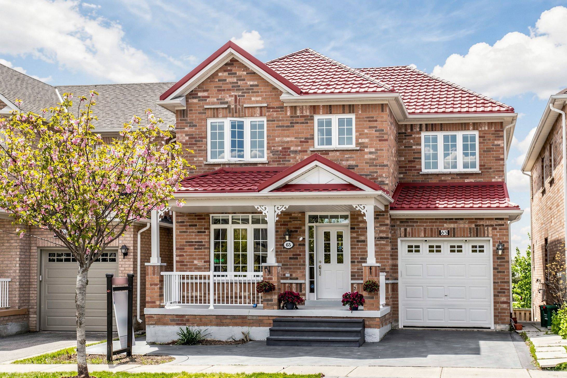 65 Maple Ridge CRES, Markham, ON L6E 1V2