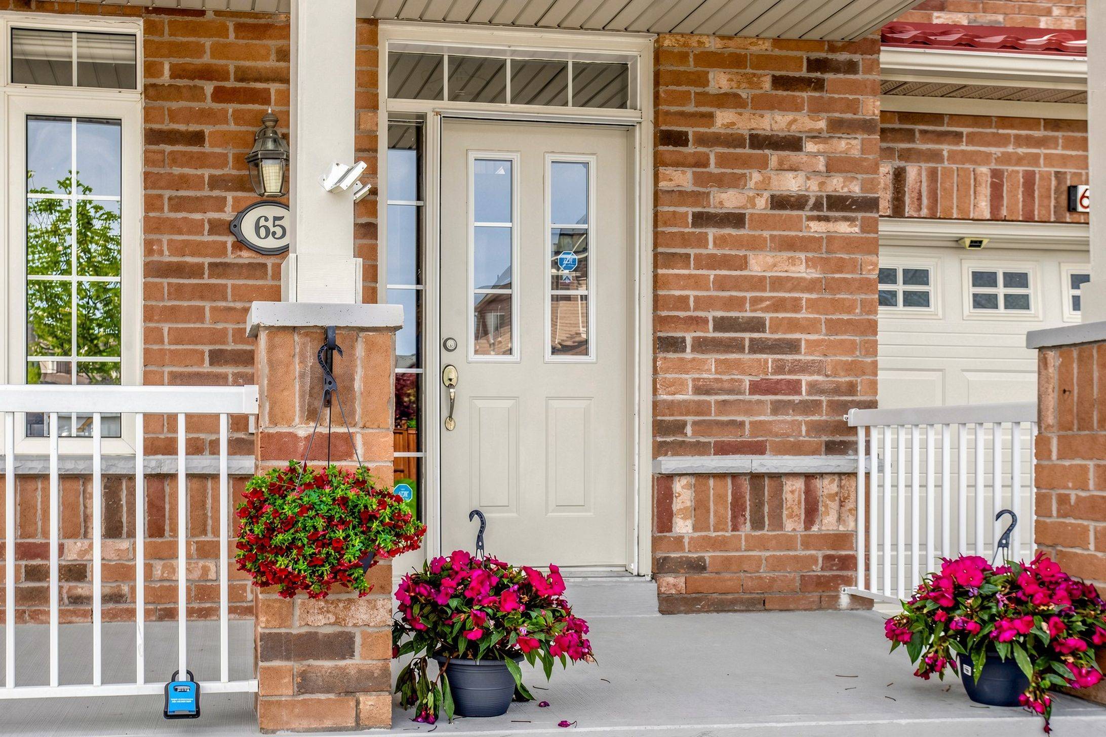 65 Maple Ridge CRES, Markham, ON L6E 1V2