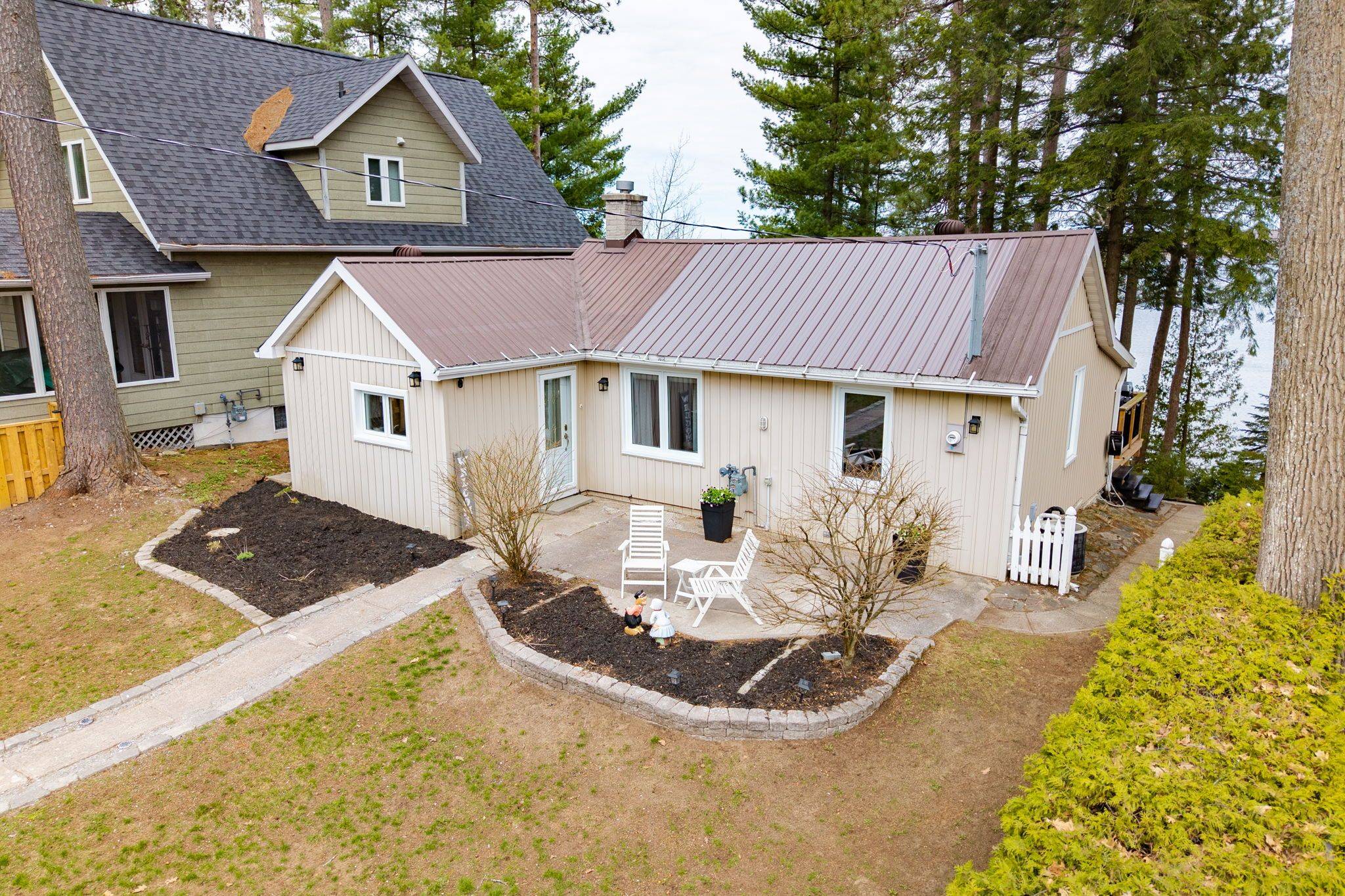 2256 South Orr Lake RD, Springwater, ON L0L 1P0