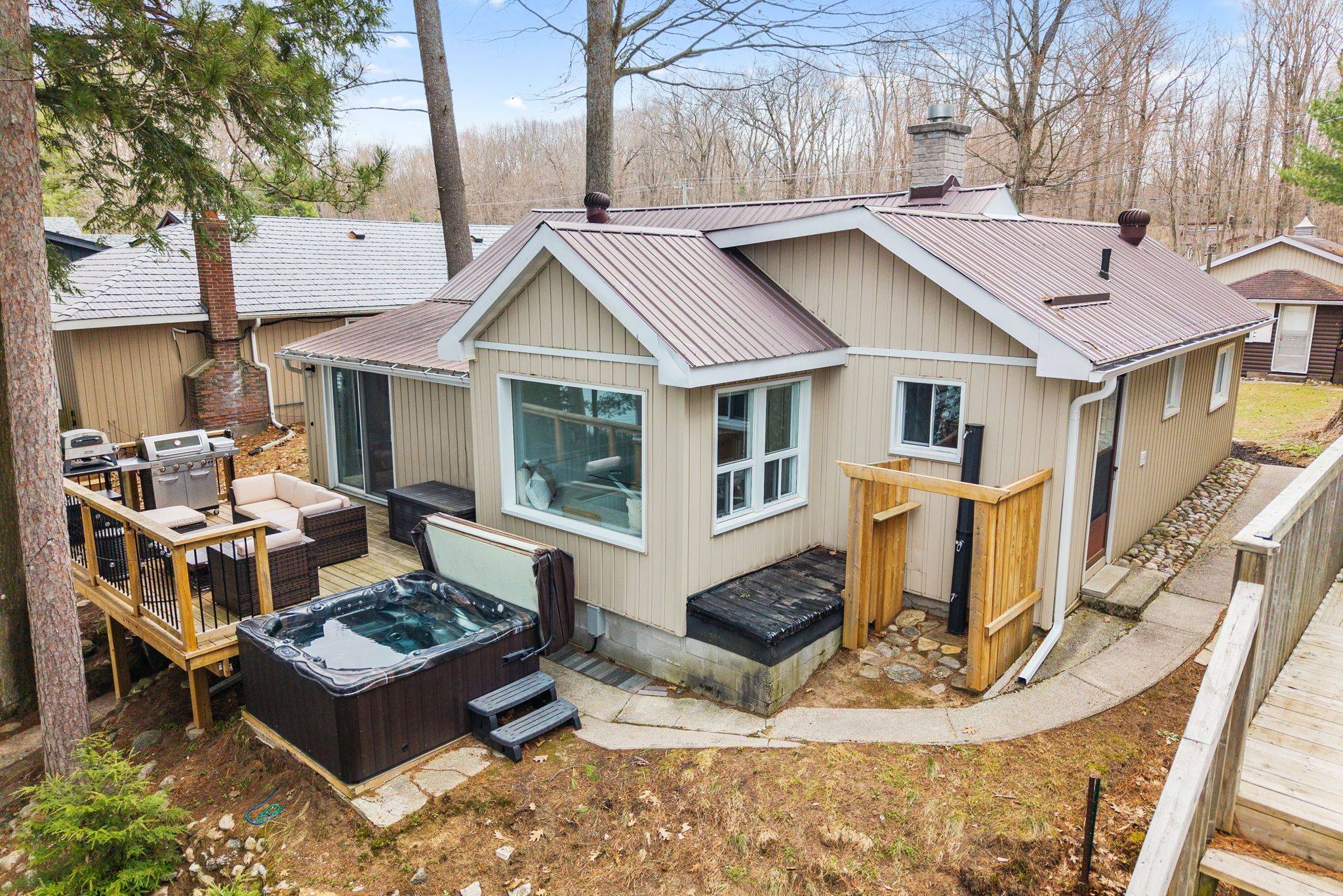 2256 South Orr Lake RD, Springwater, ON L0L 1P0