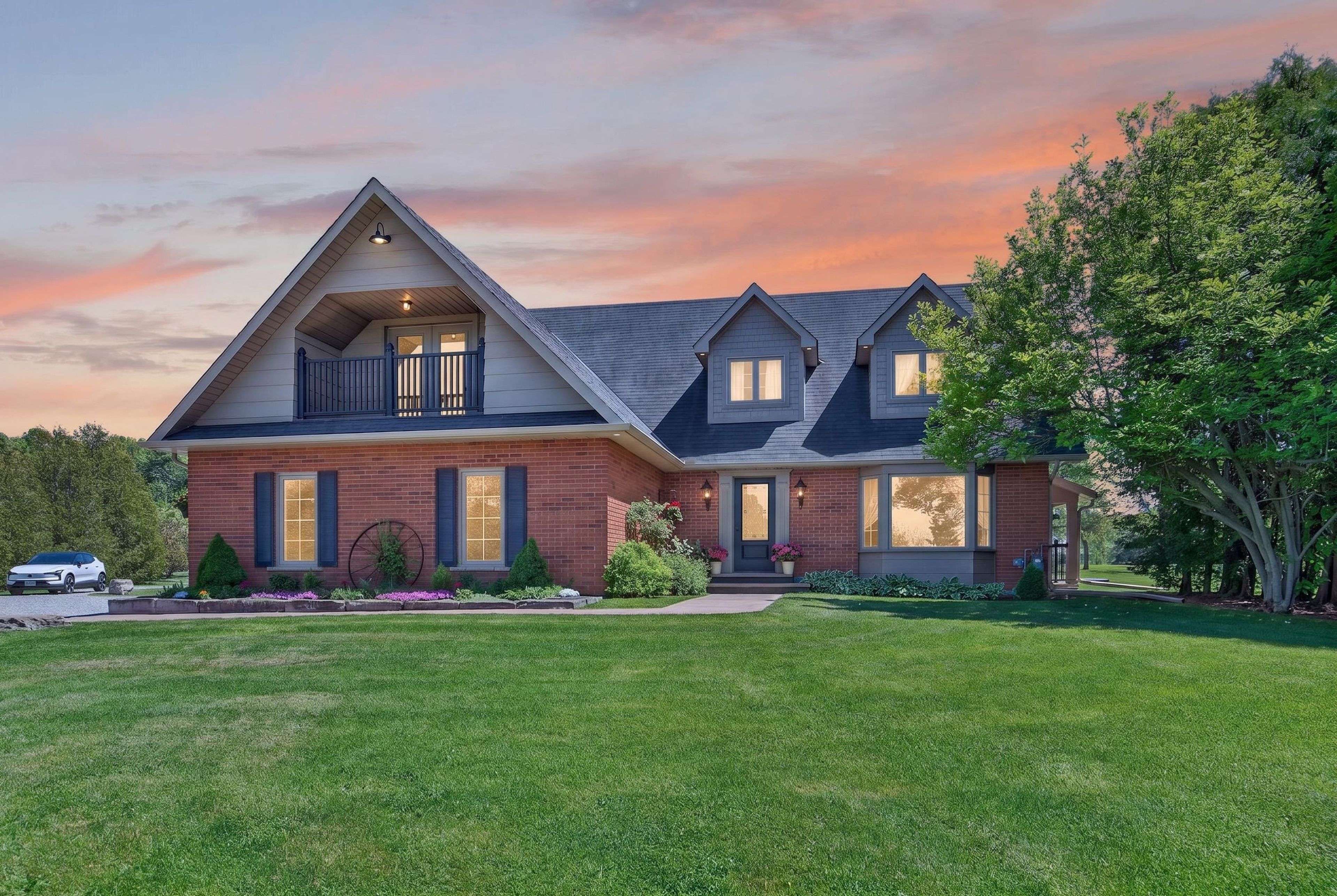 2264 Britannia RD, Burlington, ON L7P 0G2