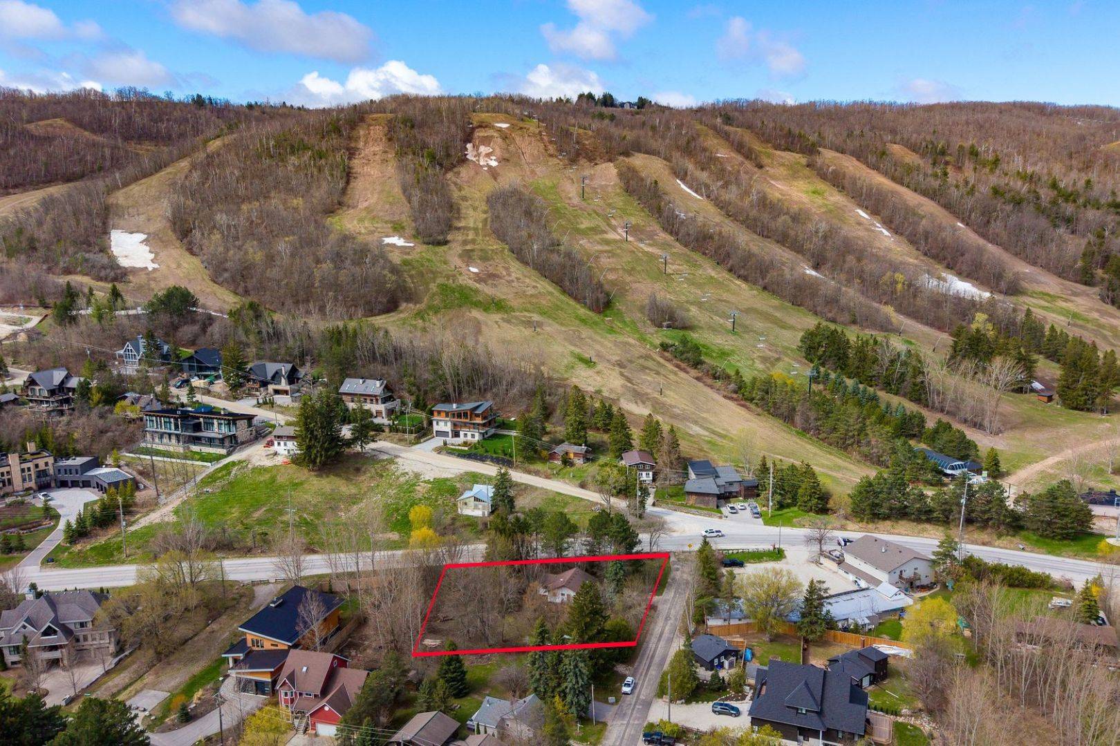 104 SETTLERS WAY RD, Blue Mountains, ON L9Y 0N9
