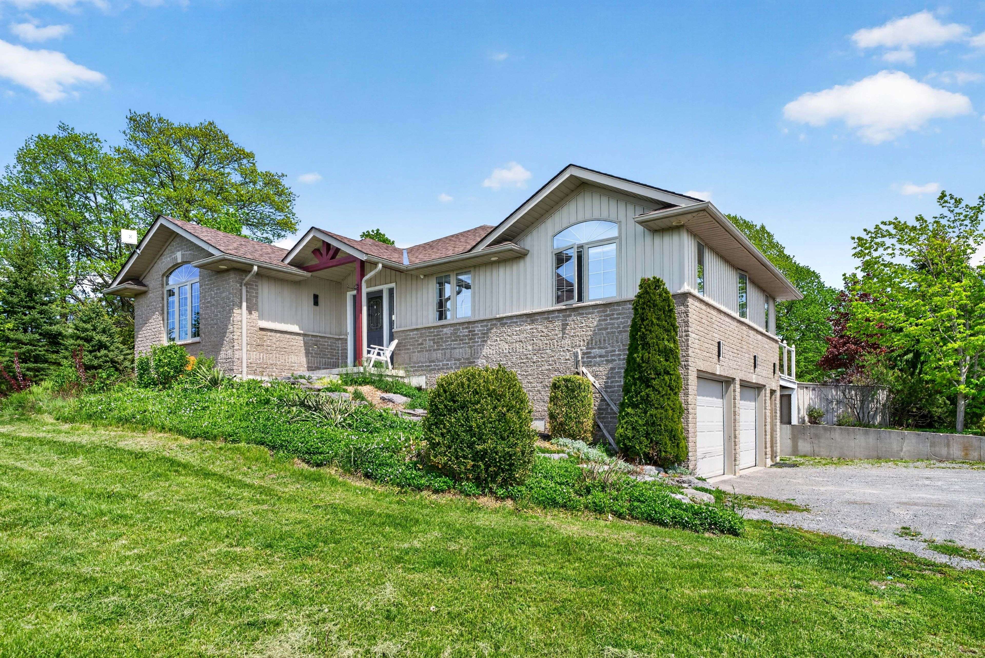 849 Oak Lake RD, Quinte West, ON K0K 3E0