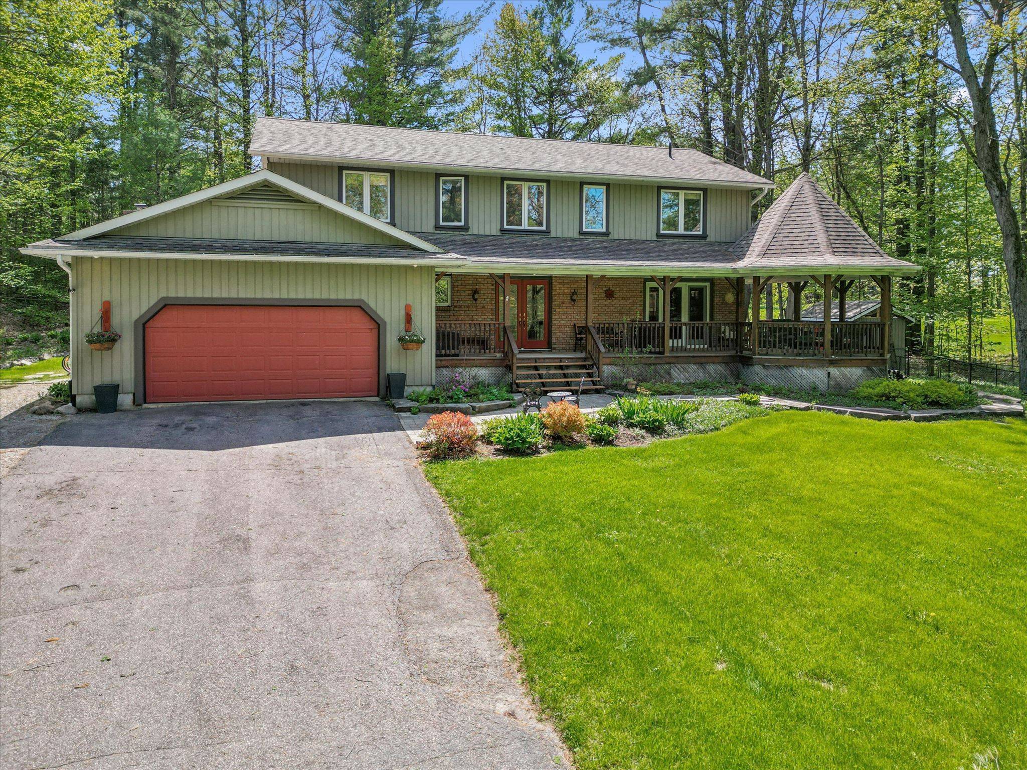 24 South Muskoka DR, Bracebridge, ON P1L 1M4