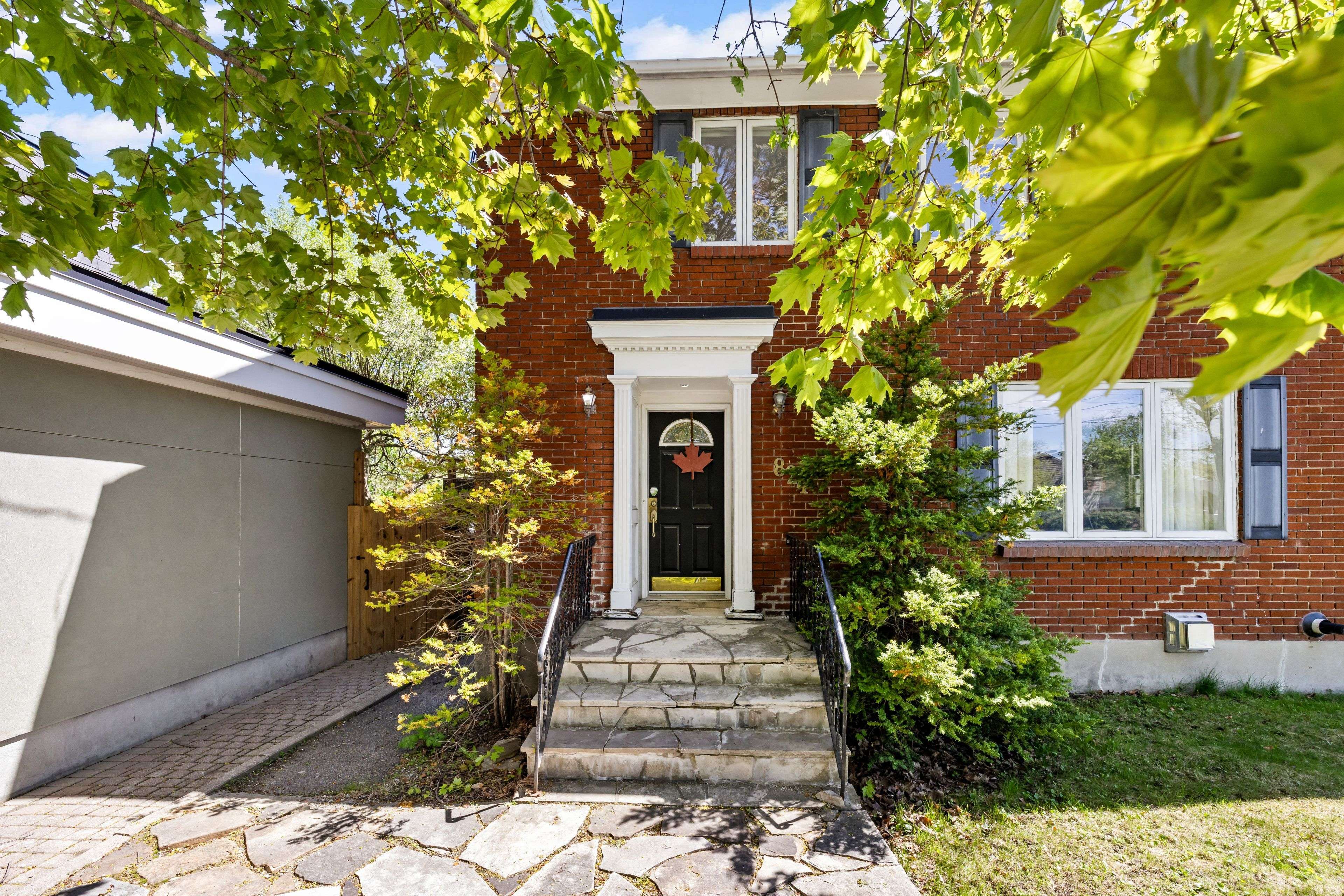 824 Byron AVE, Carlingwood - Westboro And Area, ON K2A 0H7