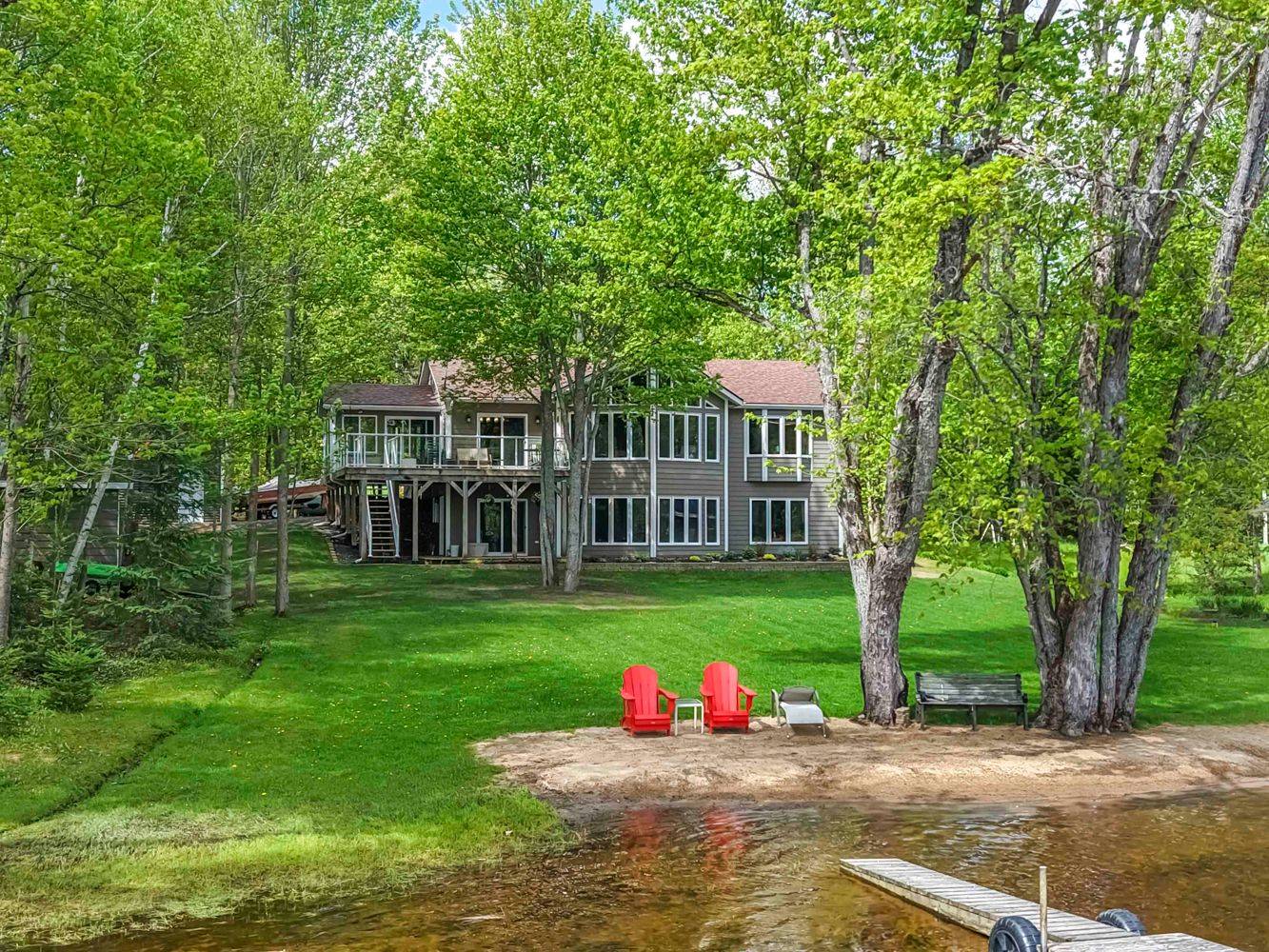 96 Sunnyshores Estates RD, Seguin, ON P2A 2W9