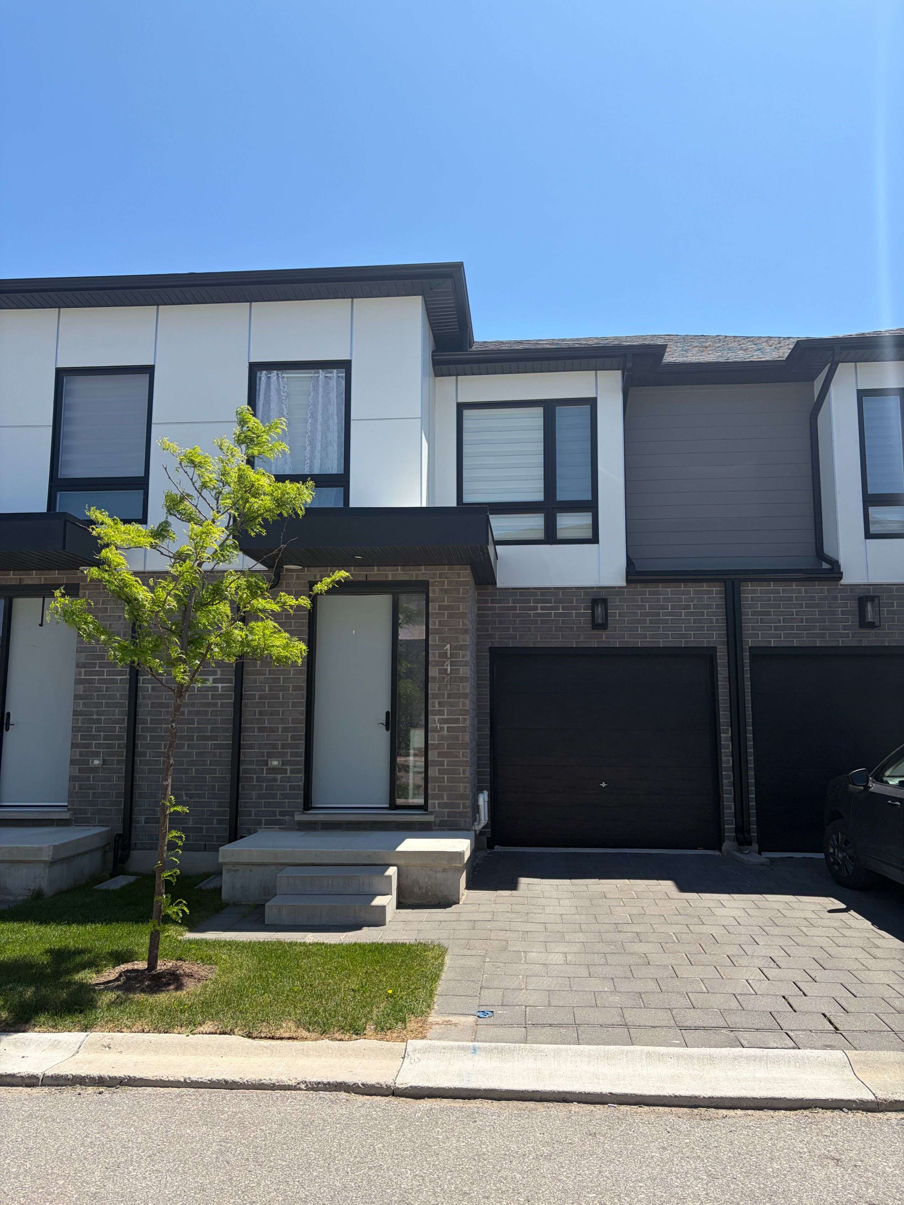 175 DOAN DR #111, Middlesex Centre, ON N0L 1R0