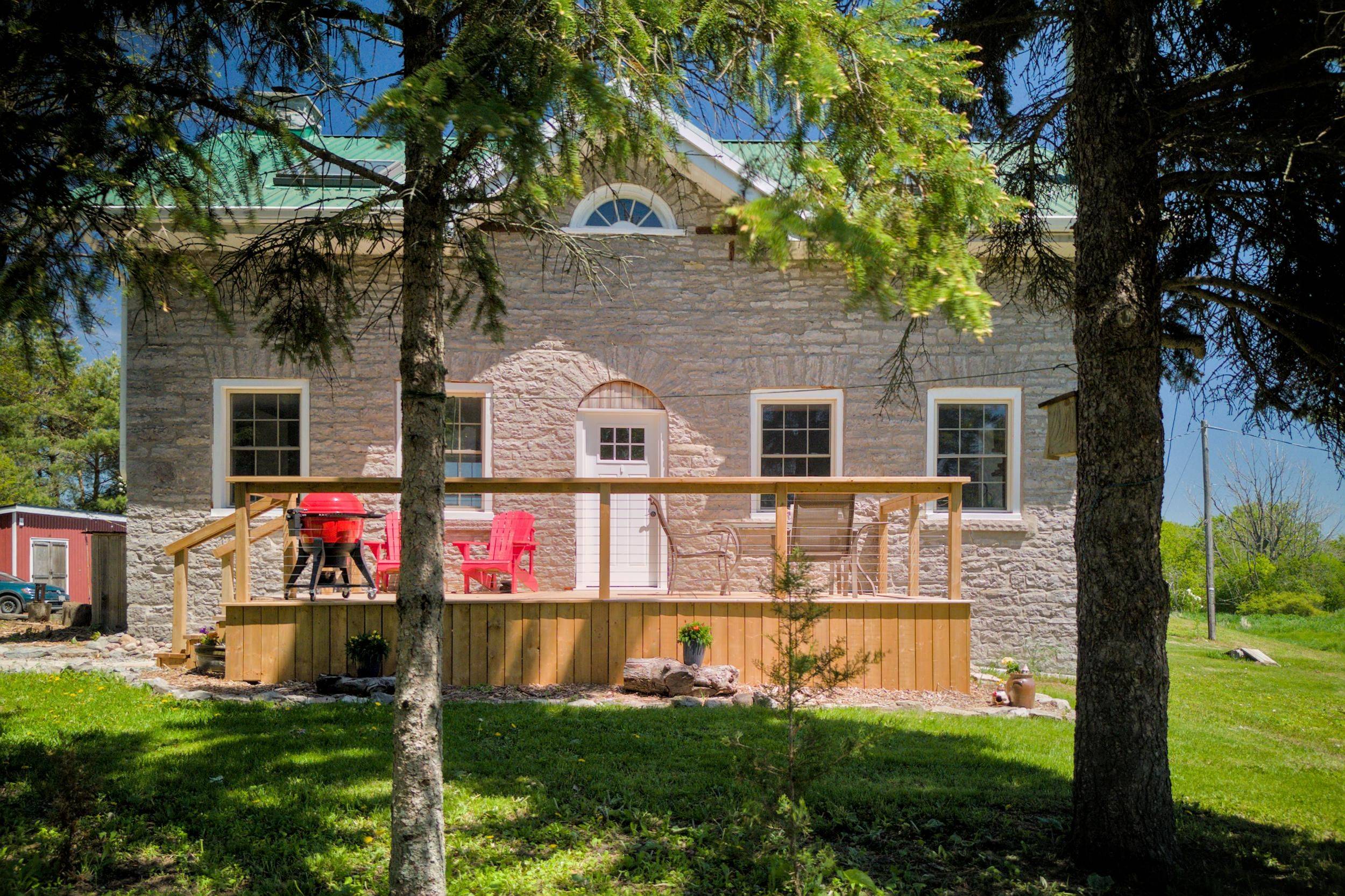 190 Wilmer RD, Frontenac Islands, ON K0H 2Y0