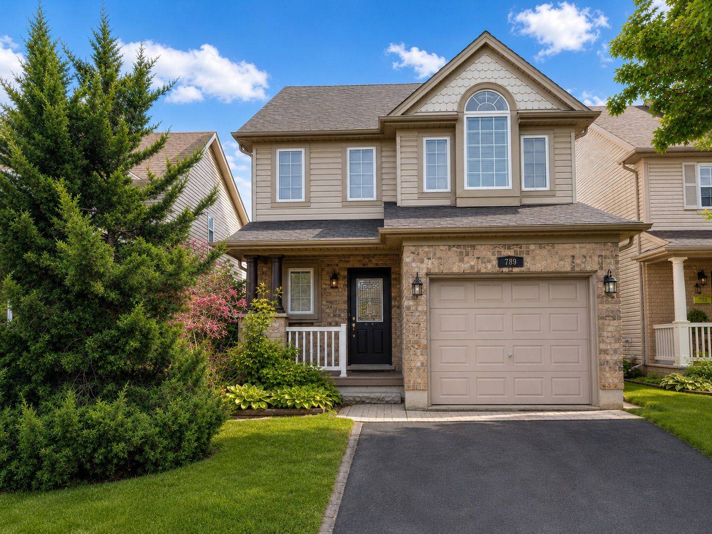 789 Fieldgate CIR, London East, ON N5V 5E7