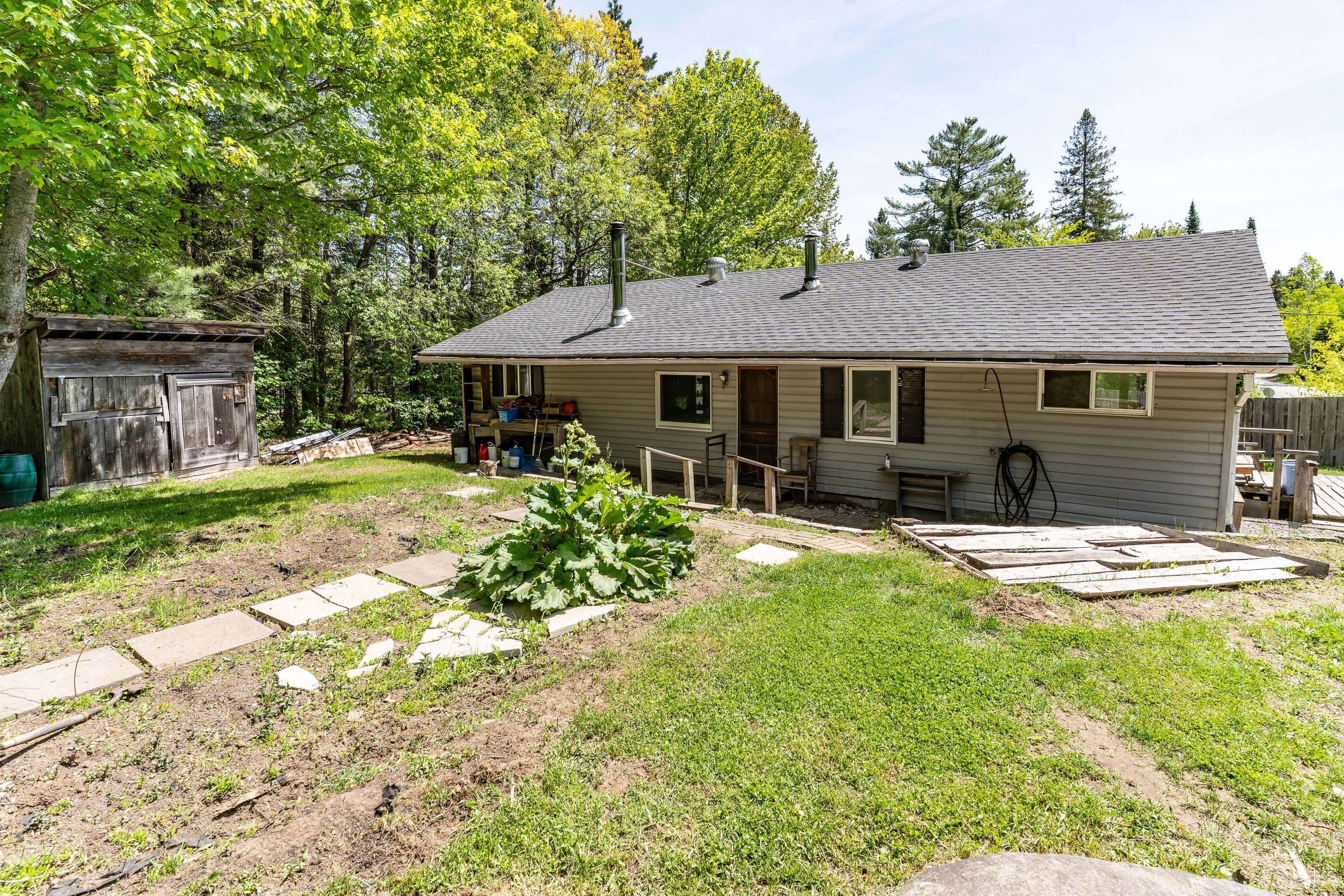 244 South Mary Lake RD, Huntsville, ON P0B 1L0
