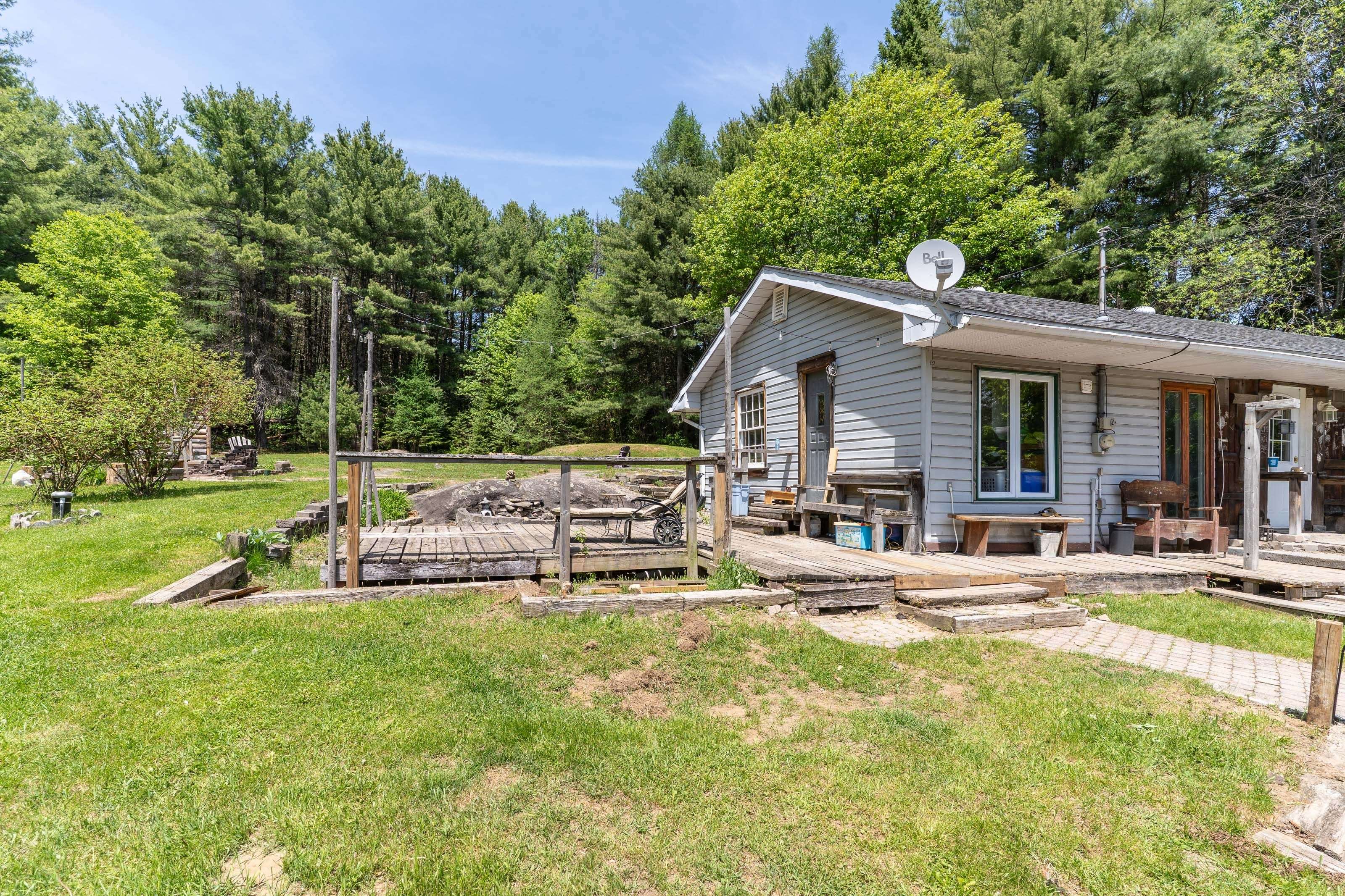 244 South Mary Lake RD, Huntsville, ON P0B 1L0