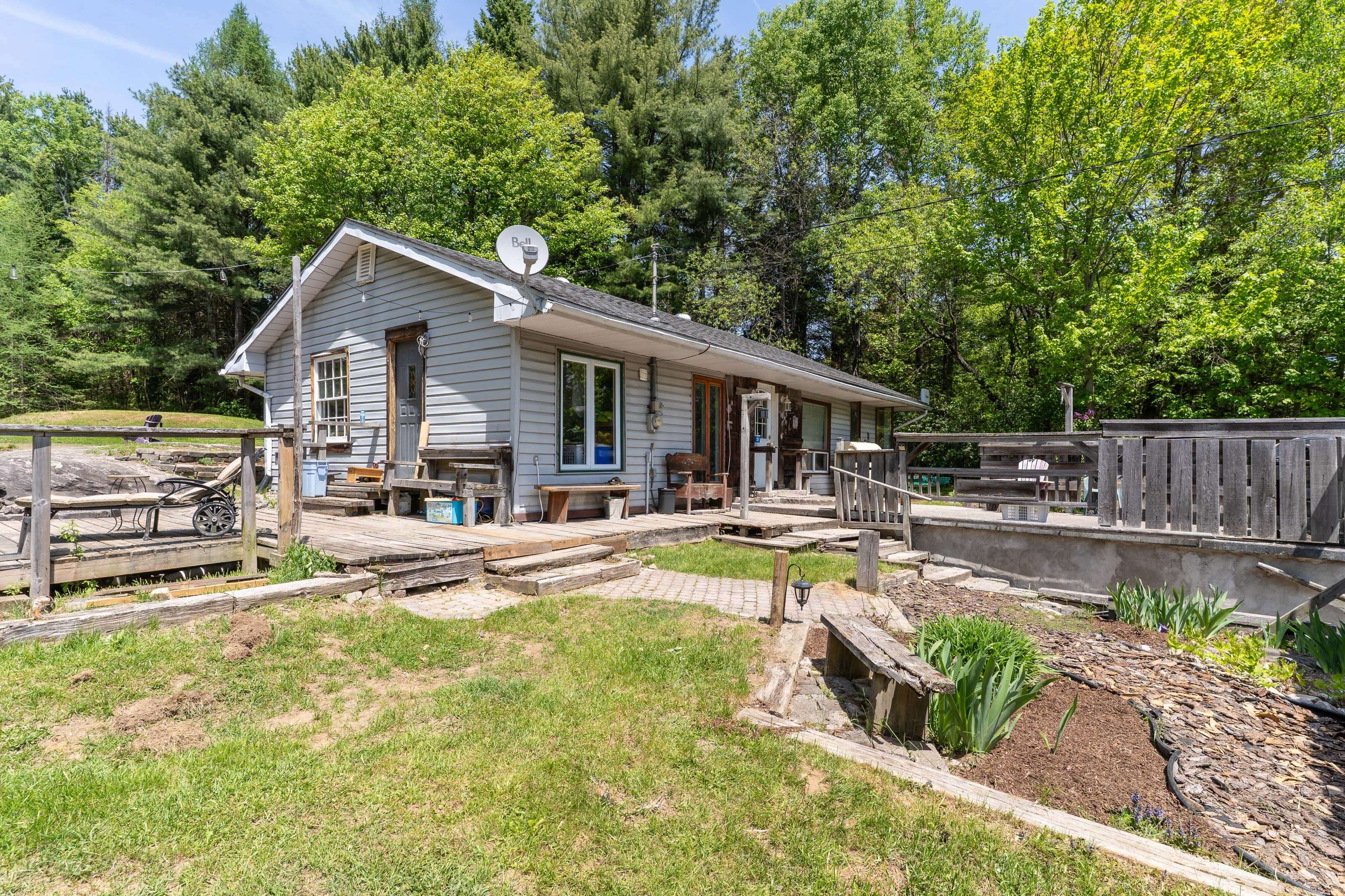 244 South Mary Lake RD, Huntsville, ON P0B 1L0