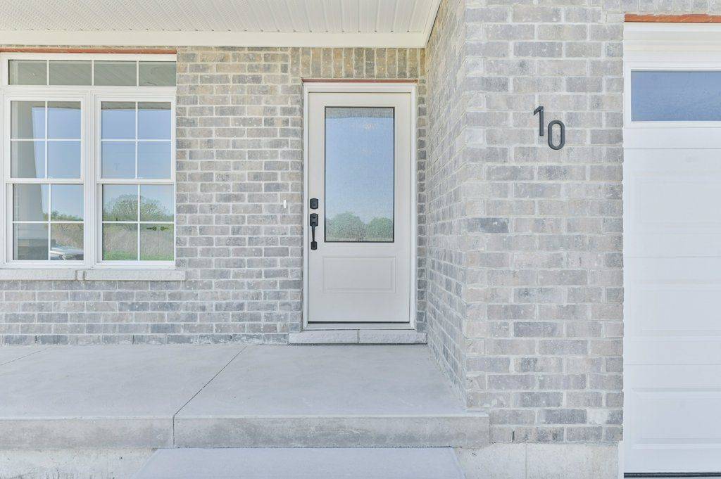 10 Dunmor ST, Stirling-rawdon, ON K0K 3E0