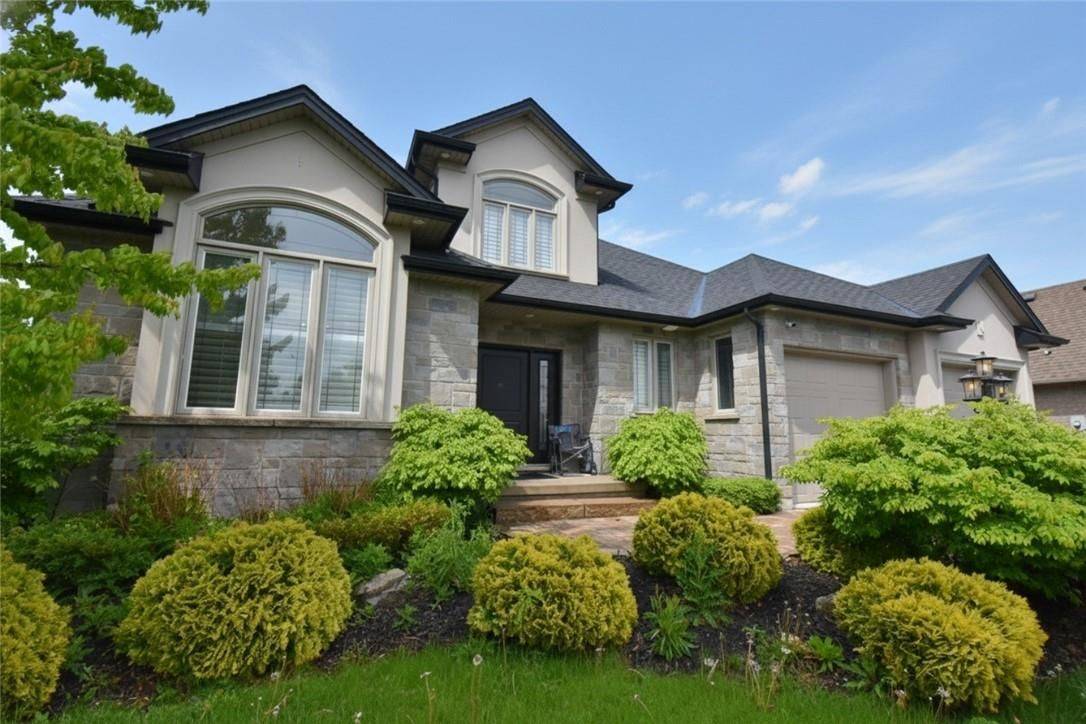 708 Winston RD, Grimsby, ON L3M 4E8