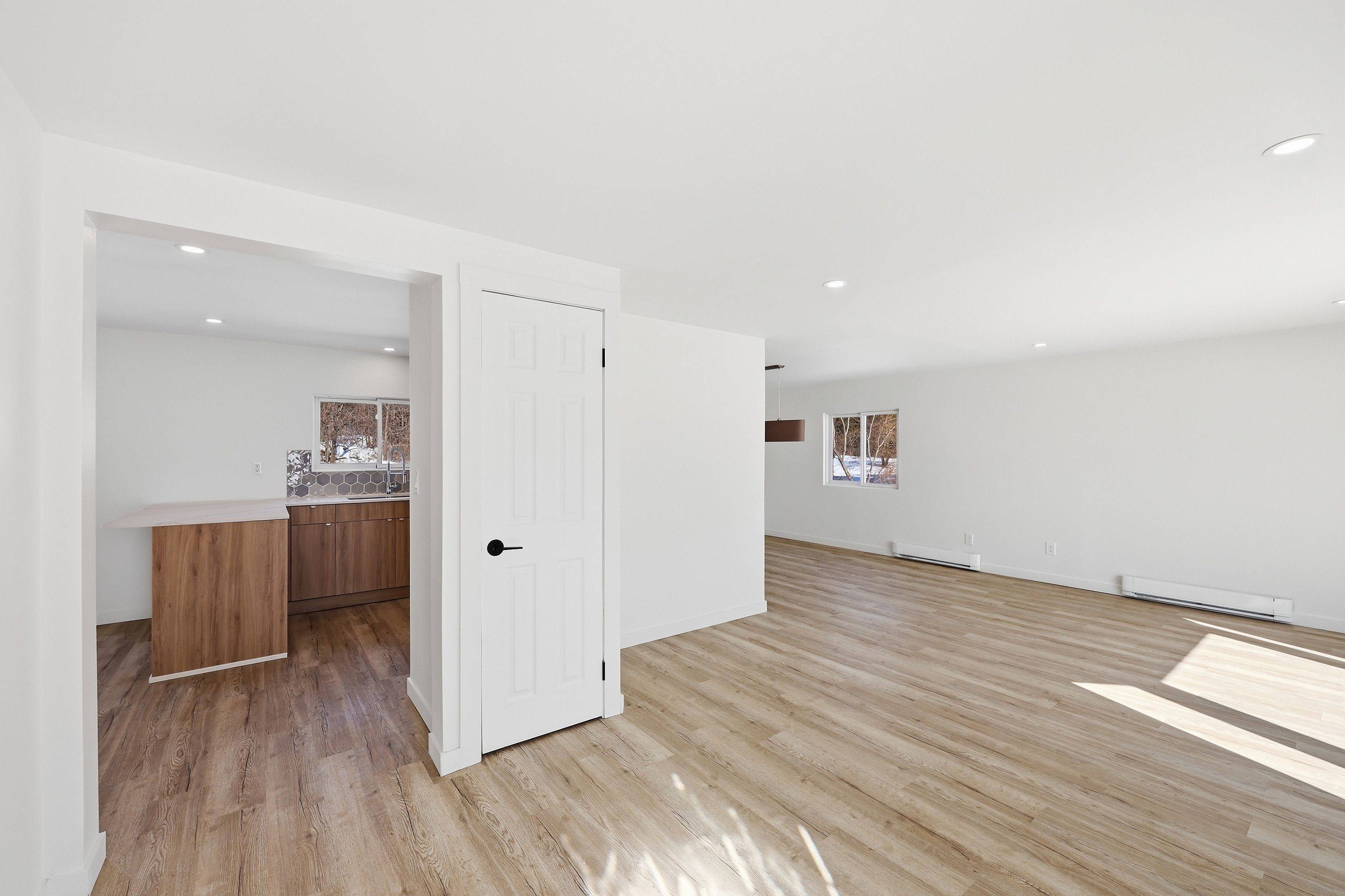 1162 Thousand Islands Pkwy, Front Of Yonge, ON K0E 1R0