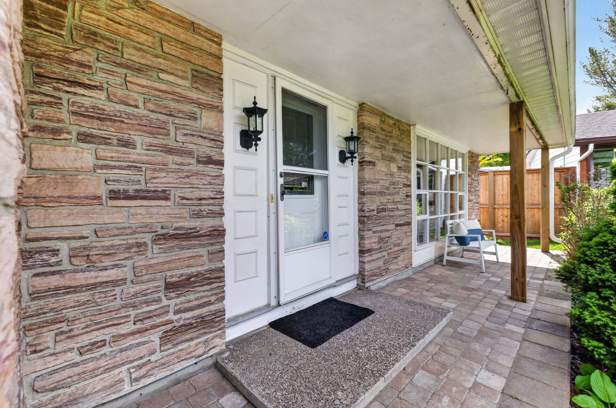 2067 Woodglen CRES, Beacon Hill North - South And Area, ON K1J 6G6