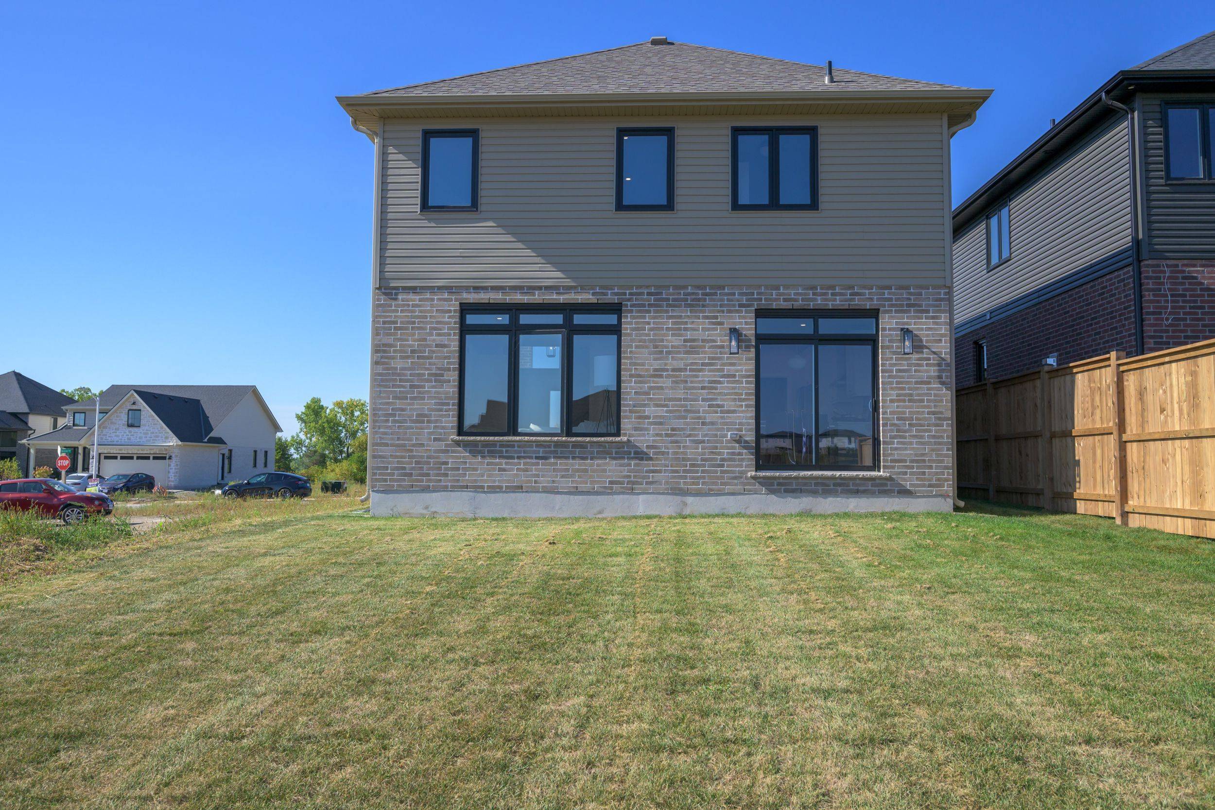 71 ALLISTER DR, Middlesex Centre, ON N0L 1R0